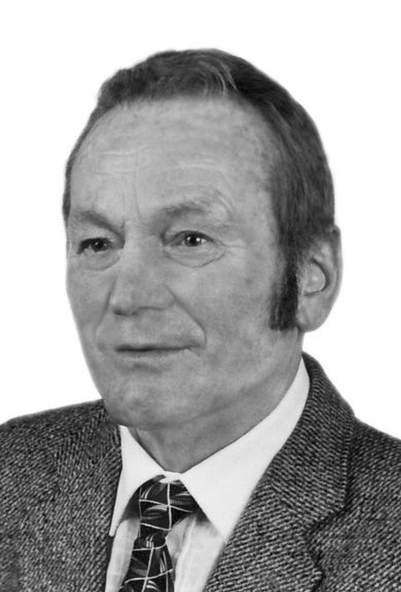 <p>Z głębokim żalem zawiadamiamy, że 29 października 2010 r. zmarł Mój Kochany Mąż i Tatuś Kazimierz Grembecki. Ceremonia pogrzebowa rozpocznie się w czwartek, 04 listopada 2010 r. o godz. 11.45 w sali ceremonialnej Domu Pogrzebowego „Wrotniewscy” przy ul. Różanej 8 w Koszalinie. Mikrobus z domu pogrzebowego na cmentarz podjedzie pod „Wejście E”. Rodzina.</p>