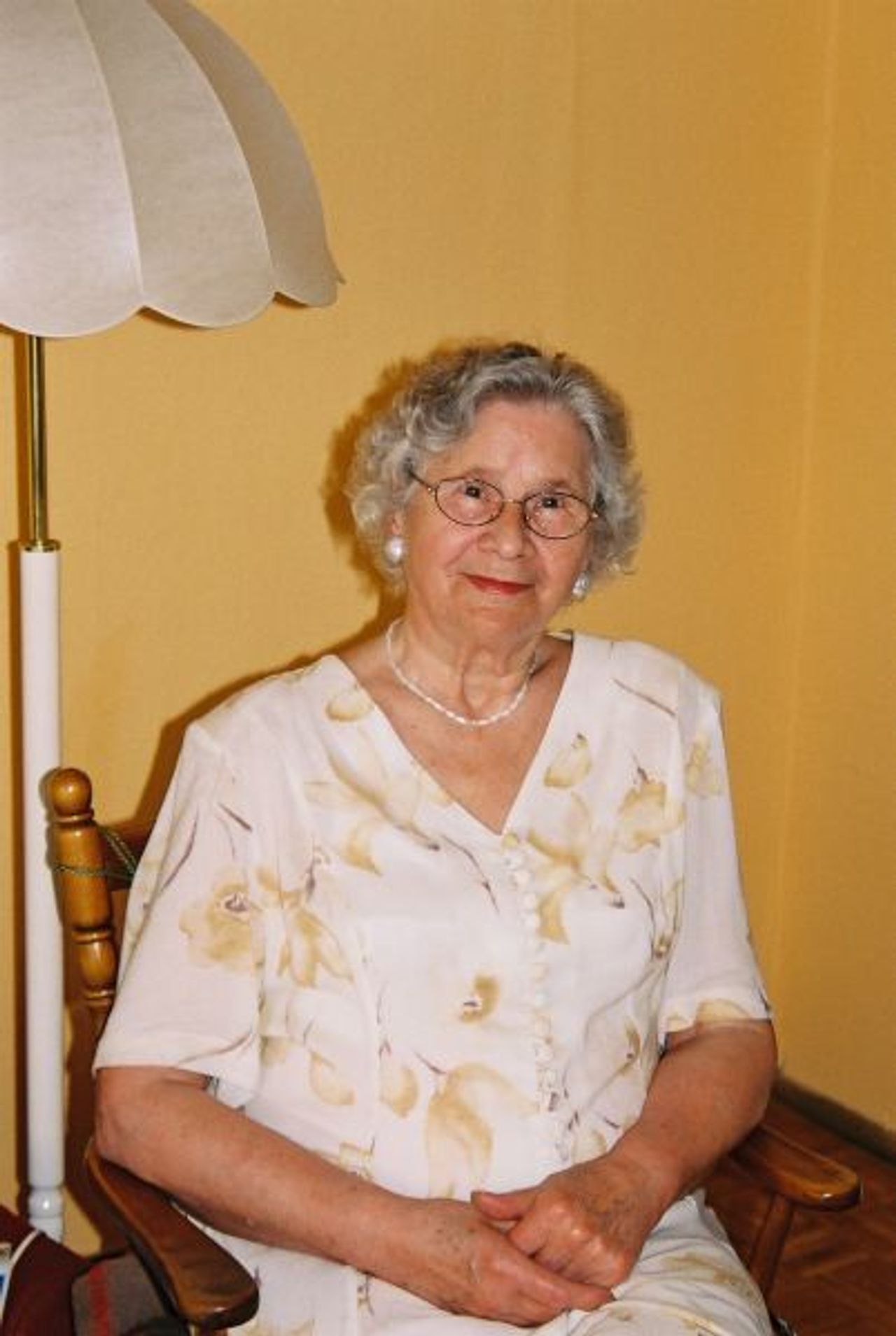 <p>Z głębokim bólem zawiadamiamy, że 6 stycznia 2009 roku przestało bić serce naszej ukochanej MAMY, BABCI i PRABABCI śp. IRENY BERKOWSKIEJ Pogrzeb odbędzie się w środę, 14 stycznia 2009 roku o godz. 12.50 na cmentarzu komunalnym (starym) przy ul. Wrocławskiej w Zielonej Górze. Pogrążona w smutku rodzina.</p>