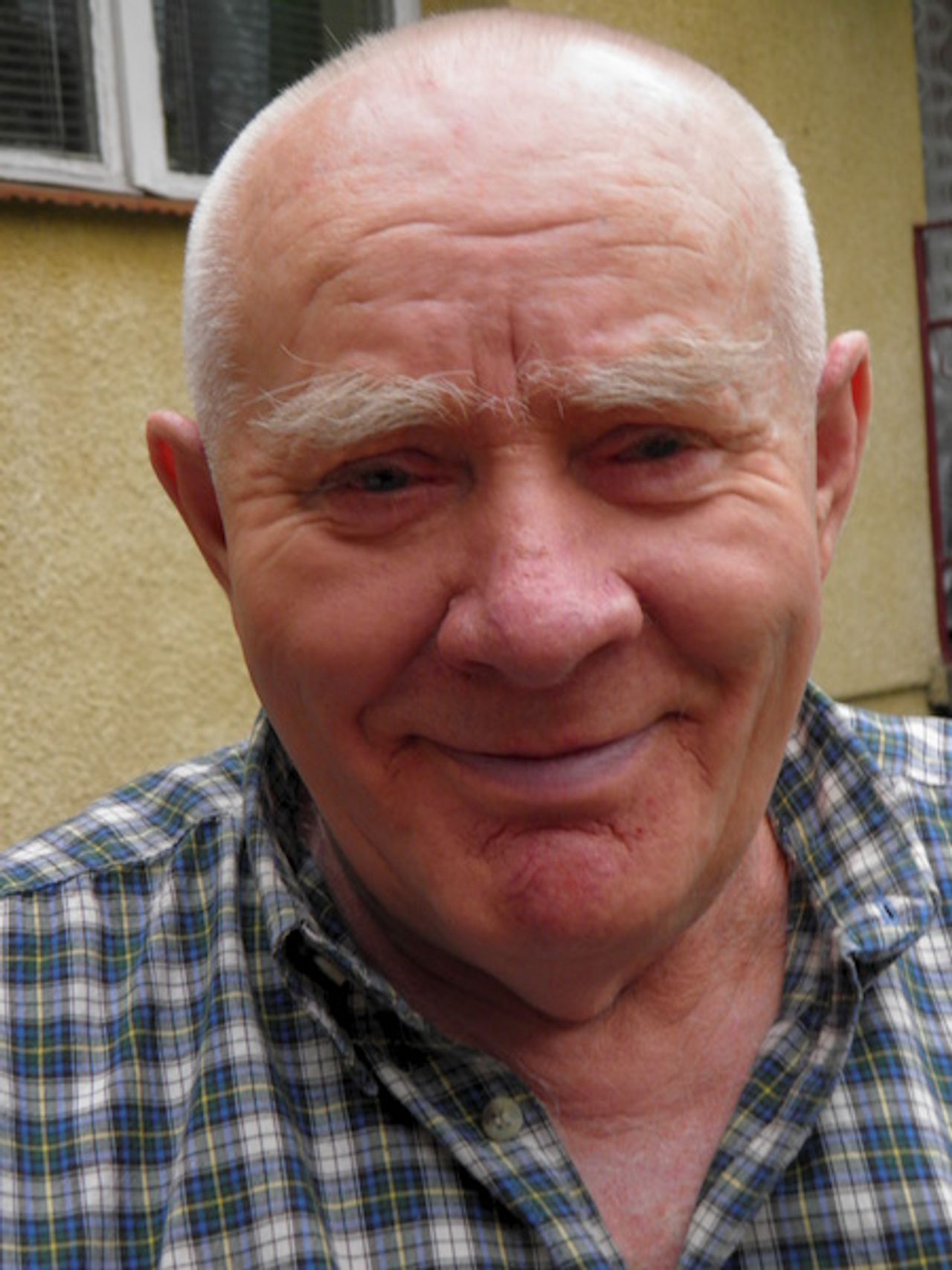 <p>Z głębokim żalem zawiadamiamy, że 31.12.2014 r. odszedł od nas kochany Tatuś, Mąż i Dziadek</p>
<p>śp.Ryszard Budnik</p>
<p>lat 72</p>
<p>Pogrzeb odbędzie się 5.01.2015 r. (poniedziałek) o godzinie 10.45 na cmentarzu komunalnym przy ul. Wiślanej.</p>
<p>W smutku pogrążona Rodzina</p>
<p>[<@pole].</p>