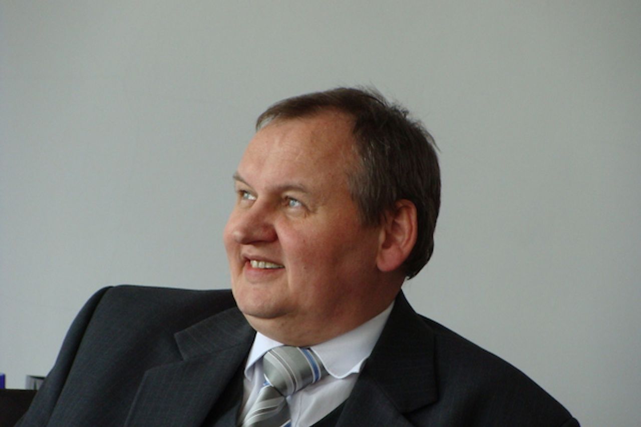 <p>Z głębokim żalem przyjęliśmy wiadomość o śmierci naszego Kolegi,<br />delegata na Zjazd, wieloletniego członka Rady<br />Śląskiej Okręgowej Izby Inżynierów Budownictwa w Katowicach</p>
<h4><strong>śp. Krzysztofa Michty</strong></h4>
<p>Rodzinie i Najbliższym<br />składamy<br />wyrazy szczerego współczucia.<br />Koleżanki i Koledzy<br />ze Śląskiej Okręgowej Izby Inżynierów Budownictwa w Katowicach</p>