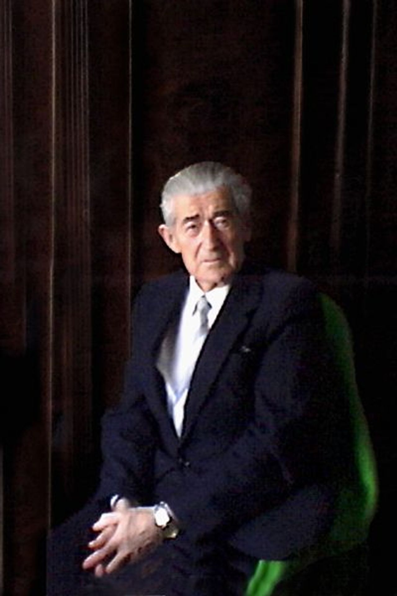 <p style="text-align:center"><em>,,Nie umiera ten, kto trwa wiecznie w pamięci i sercach żywych"</em></p>
<p>Z głębokim żalem zawiadamiamy, że w dniu 28 maja 2010 roku odszedł od nas, przeżywszy 88 lat, nasz najukochańszy Mąż, Tata i Teść</p>
<p style="text-align:center"><strong>Ś + P. Stanisław Gwizdka</strong></p>
<p>Więzień obozów w Oświęcimiu, Gross-Rosen i Flossenburg-Hersbruck, absolwent Wydziału Elektrycznego Politechniki Łódzkiej, przez wiele lat związany z zakładami Elektromontaż i Elta w Łodzi.</p>
<p>Uroczystości pogrzebowe odbyly się w dniu 8 czerwca 2010 roku (wtorek) o godz. 11.20 na cmentarzu rzymskokatolickim pw. św. Józefa w Łodzi przy ul. Ogrodowej 39, o czym zawiadamia pogrążona w głębokim smutku</p>
<p>Rodzina</p>
<p>Wspomnienie o Zmarłym : http://mgr.inz.Stanislaw. Gwizdka.com</p>
<p>mgr.inz.Stanislaw.Gwizdka.com</p>
<p>Kondolencje prosimy przesyłać tylko pocztą elektroniczną: kondolencje@Gwizdka.com</p>