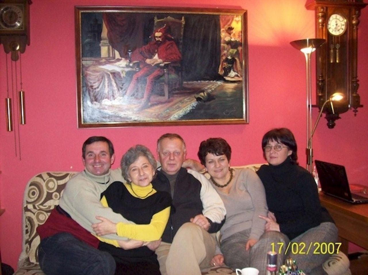 <p>ŚP.<br />ELŻBIETA NAJBERG - WRZOŁEK<br />Zmarła dnia 13 listopada 2011 roku, przeżywszy lat 62.<br />Nabożeństwo żałobne odprawione zostanie w kaplicy cmentarnej przy ul Lipowej 18 listopada 2011 roku o godz. 10, po którym nastąpi złożenie Drogiej nam Zmarłej do grobu.<br />O czym zawiadamia pogrążona w głębokim smutku i żalu<br />Rodzina.</p>