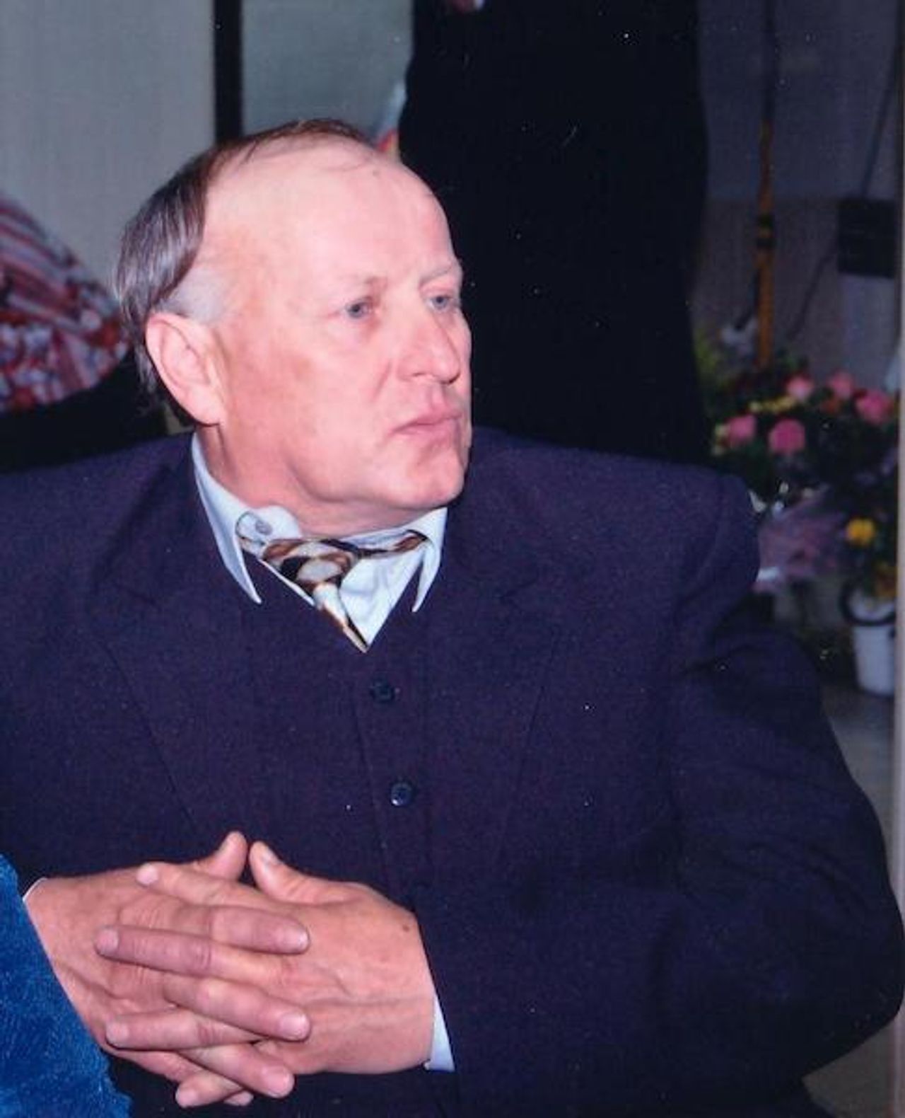 <p>Z głębokim żalem zawiadamiamy, że dnia 26 października 2014 roku zmarł kochany Mąż, Ojciec i Teść</p>
<h4>śp. Henryk Wosik lat 62</h4>
<p>Msza św. żałobna odprawiona zostanie dnia 30.10.2014 r. o godz. 10.30 w kościele parafii pw. Św. Anny w Liszkowie. Po mszy św. ceremonia pogrzebowa na cmentarzu parafialnym.</p>
<p>Pogrążona w smutku ŻONA z RODZINĄ</p>