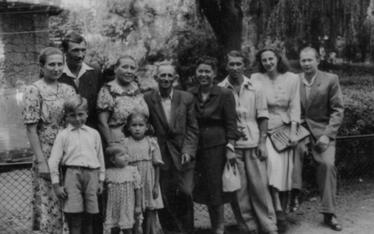 <p>Z głębokim żalem zawiadamiamy, że dnia 2 marca 2015 r.<br />zmarł po ciężkiej chorobie<br />ś+p<br />Bronisław Boinski<br />Pogrzeb odbędzie się w piątek, 6 marca 2015, o godz. 10.00<br />na cmentarzu Miłostowo od ul. Warszawskiej.<br />W smutku pogrążona<br />Rodzina</p>