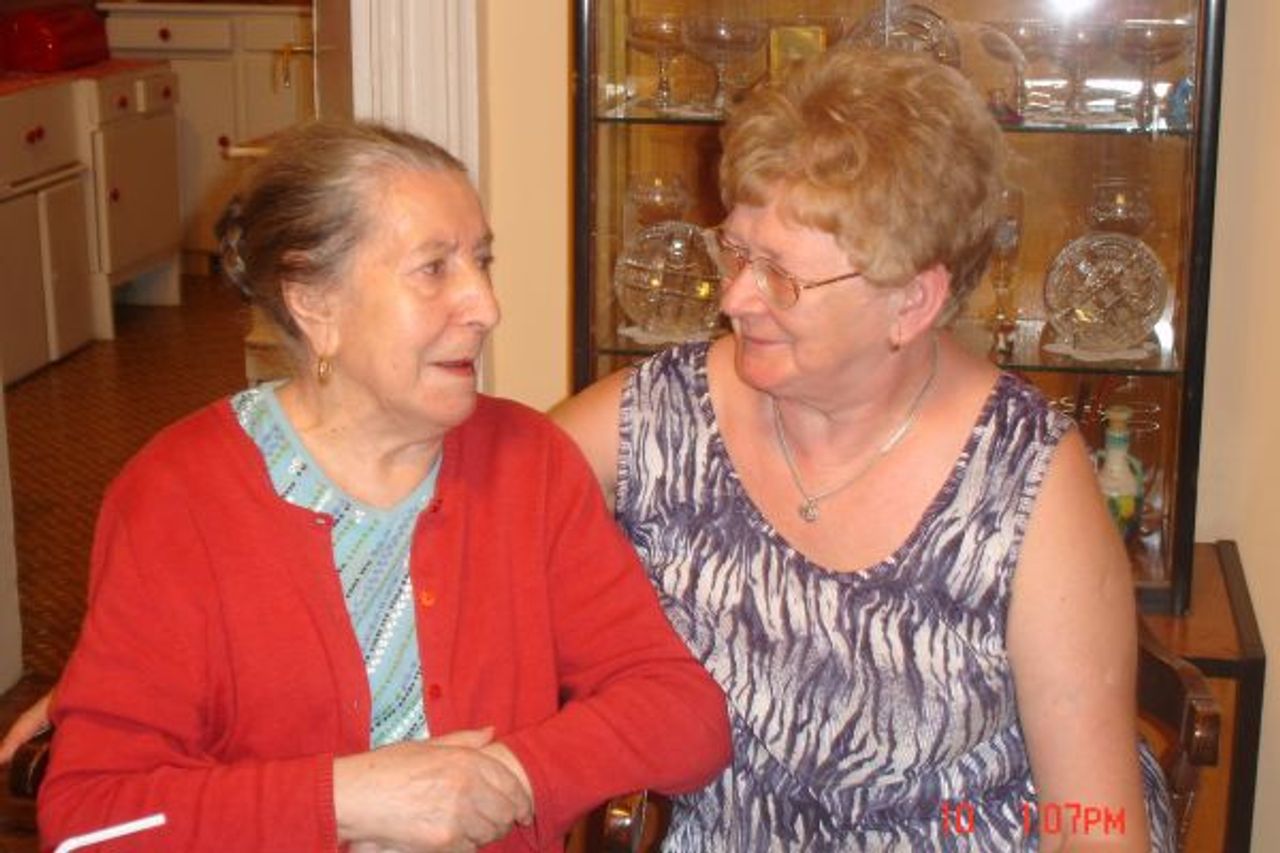 <p>Z głębokim żalem zawiadamiamy, że w dniu 28 sierpnia 2010 r. zmarła<br />Maria Goldberg<br />Pogrzeb odbędzie się 31 sierpnia br. (wtorek) o godz. 14.30 na cmentarzu żydowskim przy ul. Brackiej.<br />Pogrążone w smutku<br />Córka z mężem i Wnuczka z mężem</p>