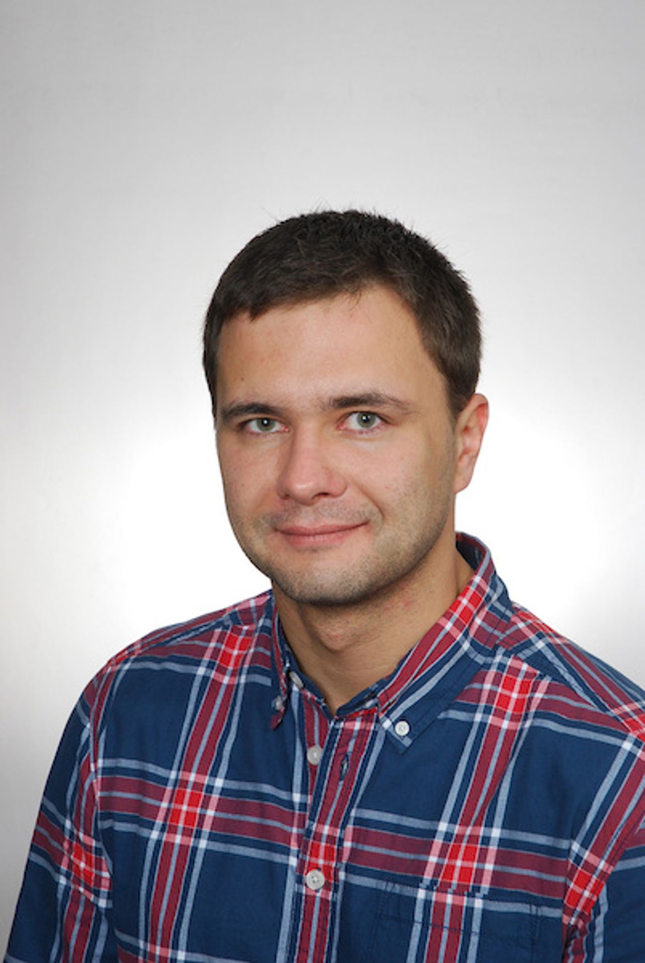 <p>Z głębokim żalem zawiadamiamy, że w dniu 4 listopada 2013 r.<br />odszedł z tego świata nasz Syn</p>
<p>śp.<br />Marek Grabski<br />lat 29</p>
<p>Uroczystości pogrzebowe odbędą się 8 listopada 2013 r. o godz. 15.00<br />na cmentarzu komunalnym w Szczytnie przy ul. Śląskiej.</p>
<p>Msza za spokój Jego duszy odbędzie się o godz. 14.00<br />w kościele św. Krzyża przy ul. Jagiellończyka.</p>
<p>Pogrążeni w żałobie<br />Rodzice, Dziadkowie wraz z całą Rodziną</p>