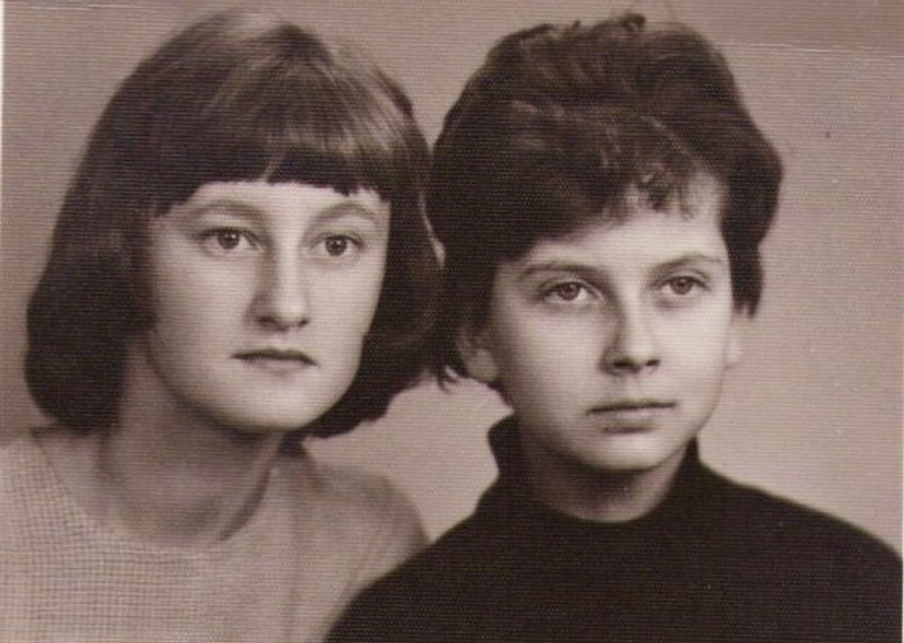 <p>Z głębokim smutkiem zawiadamiam, że w dniu 21 sierpnia 2013 roku zmarła Halina Sęk-Waloszczyk Pogrzeb rozpocznie się w dniu 24 sierpnia 2013 o godz. 12.00 w kaplicy cmentarnej w Opolu Półwsi Mąż z Rodziną</p>
