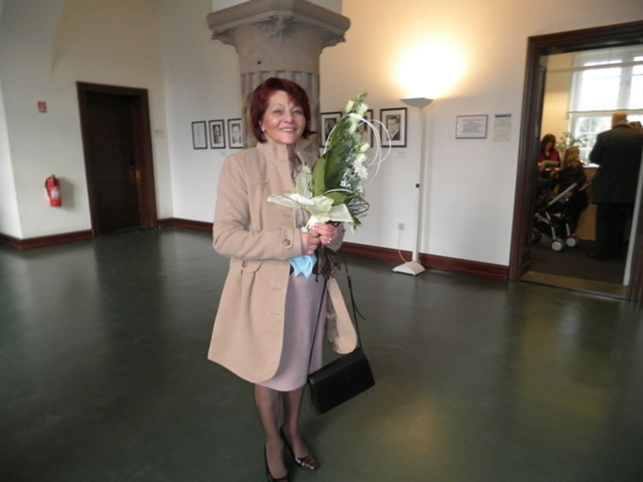 <p>Z głębokim żalem zawiadamiamy,<br />że 12 listopada 2014 roku odeszła od nas<br />Kochana MAMA, SIOSTRA i BABCIA</p>
<h4>śp.<br />DANUTA DĄBROWSKA<br />z domu TUROWSKA</h4>
<p>Ceremonia pogrzebowa rozpocznie się<br />15 listopada 2014 roku o godzinie 13.00<br />w Kaplicy na Cmentarzu Komunalnym w Koszalinie</p>
<p>Pogrążona w smutku<br />Rodzina</p>