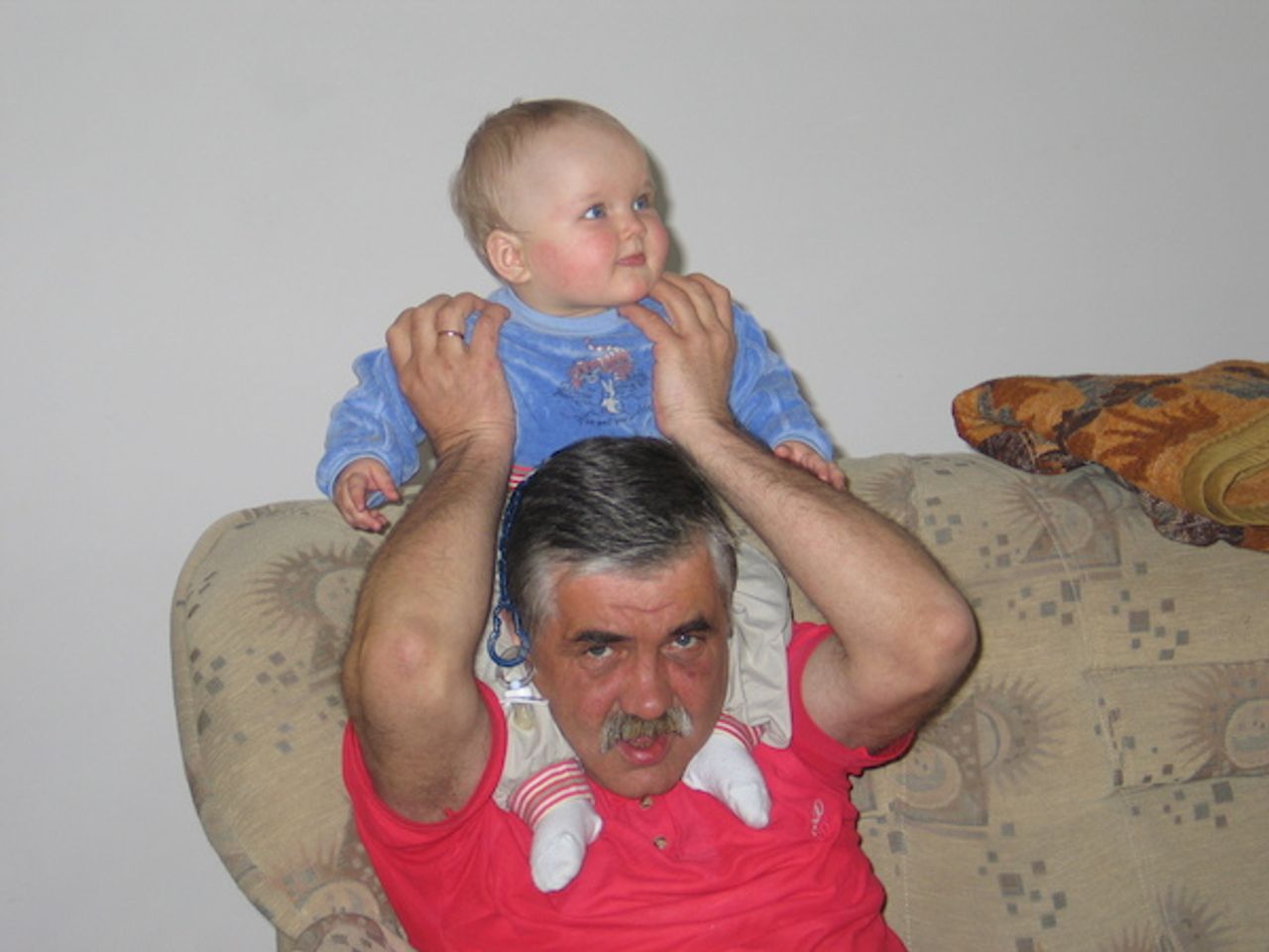 <p>Z głębokim smutkiem zawiadamiamy,<br />że w dniu 14 lipca 2011 roku odszedł od nas na zawsze<br />nasz ukochany Mąż, Tata, Dziadek<br />ś + p<br />Jacek Mierzyński<br />lat 54<br />Nabożeństwo żałobne odbędzie się dnia 18 lipca br.<br />o godzinie 9.30 w kościele Chrystusa Odkupiciela<br />przy ul. Toruńskiej.<br />Odprowadzenie Zmarłego na wieczny odpoczynek nastąpi 18 lipca 2011 roku o godzinie 11.20 na Cmentarzu Miłostowo (od ul. Gnieźnieńskiej).<br />Pogrążona w smutku rodzina</p>