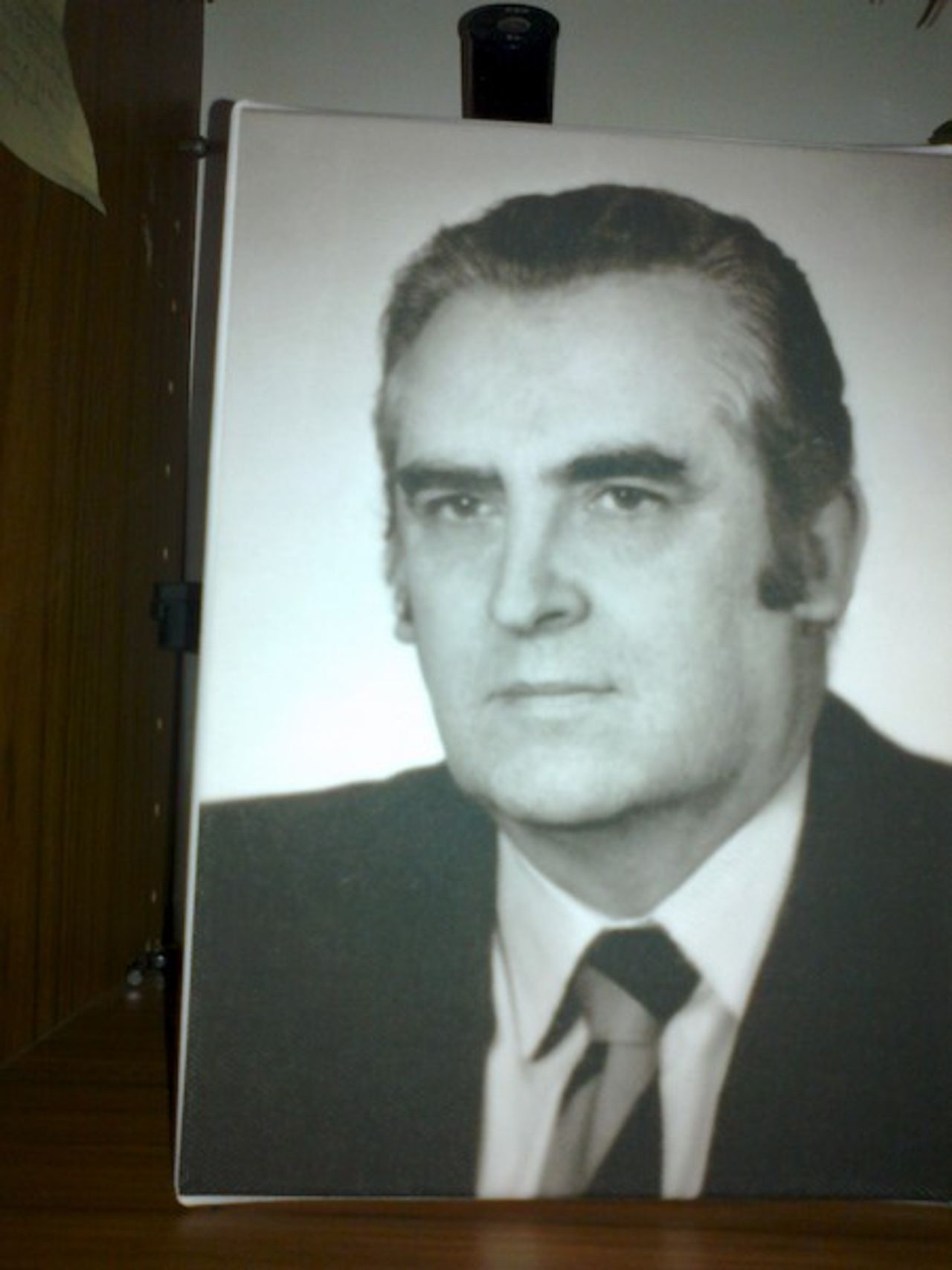 <p>Zawiadamiamy, że w dniu 18 lipca 2013 r. odszedł od nas najukochańszy Mąż, Tatuś<br />ś+p<br />Stanisław Wyrzykowski<br />lekarz weterynarii<br />Msza św. odprawiona zostanie w dniu 20 lipca 2013 r. o godz. 12.00 w kościele pw. Bożego Ciała w Gdańsku-Morenie.<br />Pogrzeb odbędzie się po mszy św. na cmentarzu Łostowickim.<br />Nieutuleni w głębokim żalu i rozpaczy<br />Żona, Syn, Córka</p>
