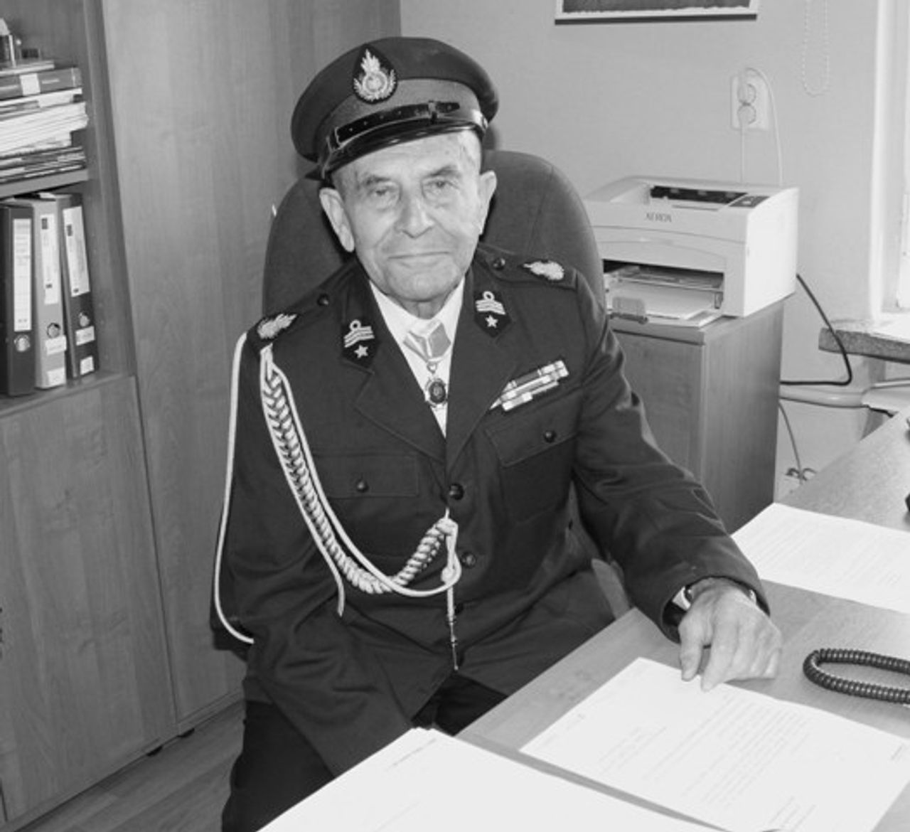 <p>Z głębokim żalem zawiadamiamy, że w dniu 07 marca 2012 r. w wieku 85 lat odszedł śp. Konrad MIENTUS Honorowy Obywatel Gminy Chrząstowice, założyciel Regionalnej Izby Śląskiej w Dańcu, badacz historii lokalnej. Pogrzeb odbędzie się w dniu 12 marca 2012 roku o godz. 10.00 w Kościele Parafialnym p.w. św. Józefa w Dańcu Łączymy się w żalu z Jego Rodziną Wójt i Rad Gminy Chrząstowice oraz Pracownicy Samorządowi.</p>