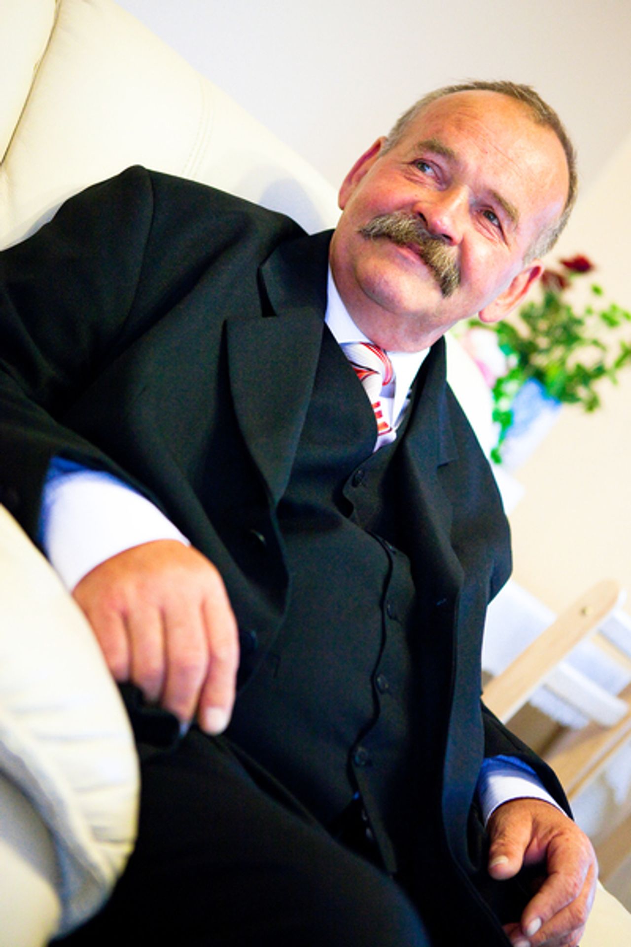 <p>Wieczny odpoczynek w cichej krainie,</p><p>gdzie ból nie sięga i łza nie płynie.</p><p>Z żalem zawiadamiamy, że dnia 11 listopada 2016 roku</p><p>zmarł nasz ukochany Mąż, Ojciec, Teść i Dziadek</p><p>ś+p</p><p>Andrzej Kokociński</p><p>lat 65</p><p>Msza św. pogrzebowa odprawiona zostanie w czwartek, 17 listopada 2016 o godz. 13.00</p><p>w kościele Imienia Maryi w Krzyżownikach. Po mszy św. o godz. 14.00 pogrzeb</p><p>na cmentarzu parafialnym w Krzyżownikach.</p><p>W smutku pogrążona</p><p>Rodzina</p>