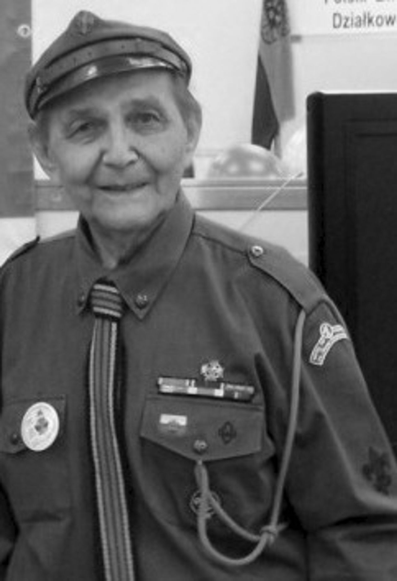 <p>W dniu 15 maja 2015 r. odszedł na Wieczną Wartę Podharcmistrz</p>
<p>Ś+P</p>
<p>Włodzimierz Juskowiak</p>
<p>Komendant Kręgu Seniorów ZHP „Dziewiątacy”</p>
<p>Pogrzeb w dniu 21 maja 2015 r. godz. 10.45 - cmentarz jeżycki przy ul. Nowina.</p>
<p>Członkowie Kręgu „Dziewiątacy”</p>