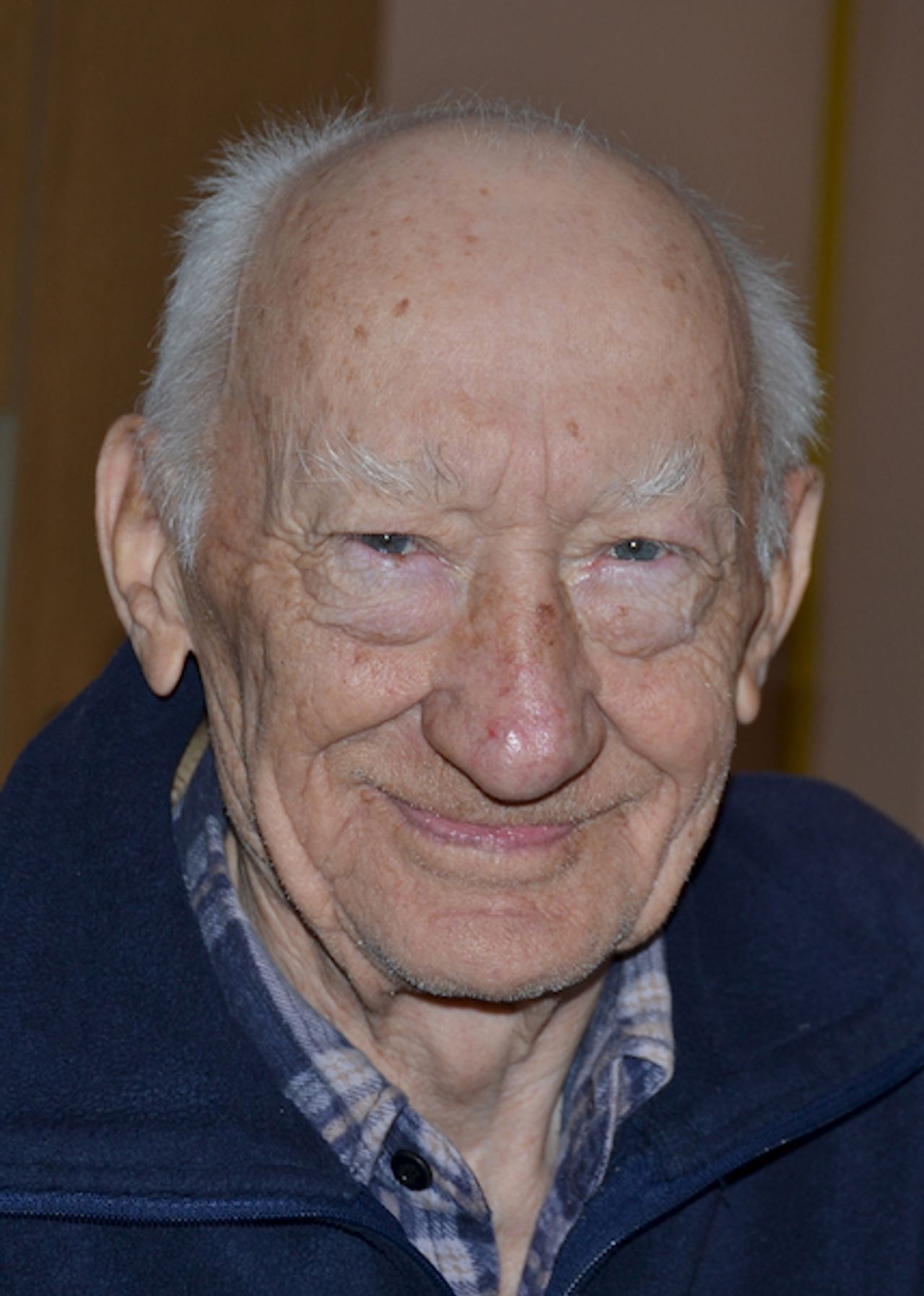 <p>Z głębokim żalem zawiadamiamy, że 24 kwietnia 2015r. w wieku 84 lat, zmarł mój mąż, nasz Ojciec, Teść , Dziadek i Pradziadek</p>
<h4>śp. Henryk Ciechanowicz</h4>
<p>Uroczystości pogrzebowe rozpoczną się 29 kwietnia 2015r. o godz. 14:00 mszą św. w kaplicy na cmentarzu w Zawadzie.</p>
<p>Pogrążona w żałobie rodzina.</p>
