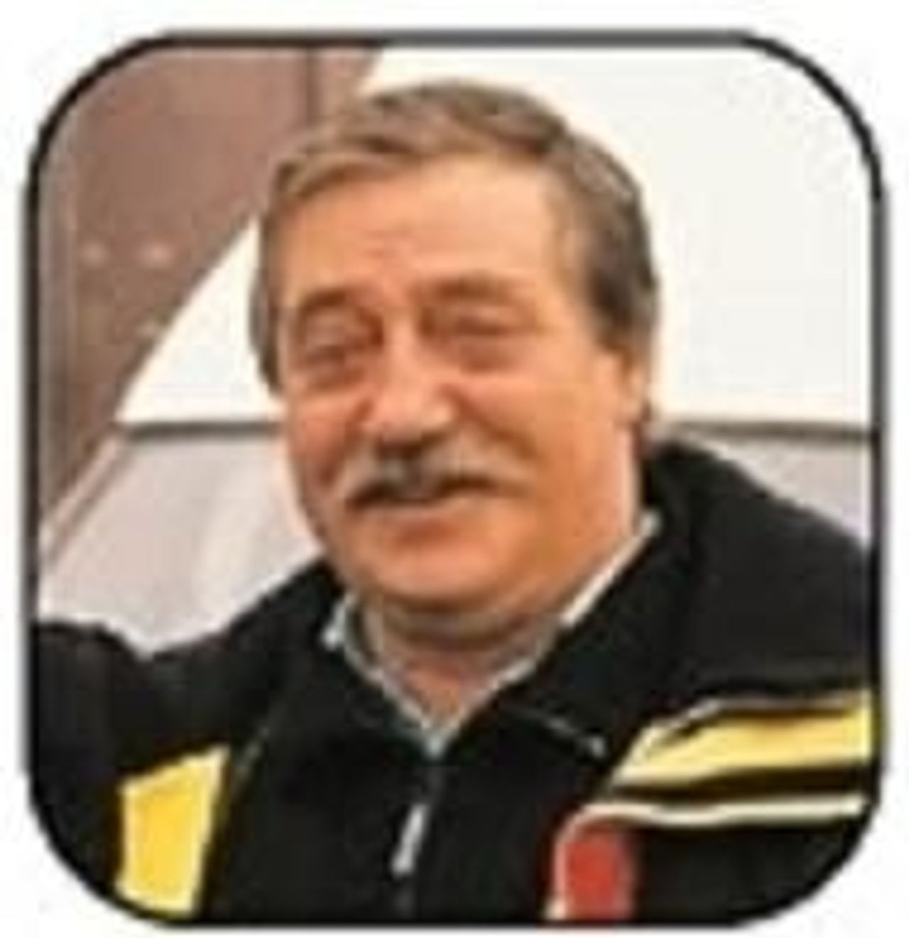 <p>Z głębokim żalem zawiadamiamy, że dnia 22 stycznia 2011 r. zmarł nasz kochany Mąż, Brat, Tato i Dziadek<br />ŚP<br />Ryszard Jędrzejewski<br />Ceremonia pogrzebowa odbędzie się dnia 26 stycznia 2011 r. o godz. 15.20 w kaplicy na cmentarzu Osobowickim. Powiadamia pogrążona w smutku Rodzina</p>