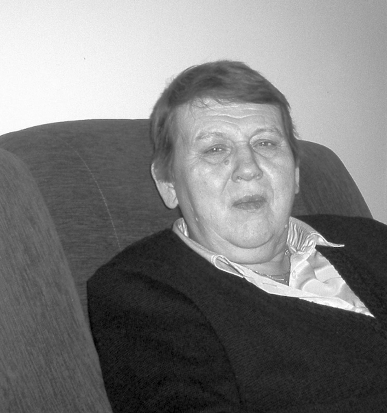 <p>Z głębokim bólem zawiadamiamy, że 27 marca 2013 r. odeszła od nas nasz kochana MAMA, TEŚCIOWA, BABCIA i PRABABCIA śp. MARIA MAŁYCHA Pogrzeb odbędzie się 2 kwietnia 2013r. o godz. 9.10 na cmentarzu (nowym) przy ul. Wrocławskiej w Zielonej Górze. Pogrążona w żałobie rodzina .</p>