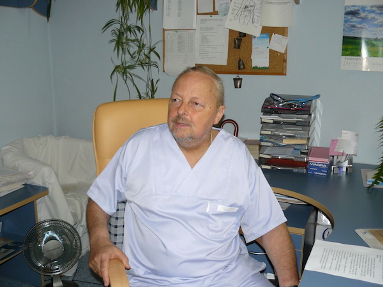 <p>Z głębokim żalem przyjęliśmy wiadomość o Twojej śmierci Przyjacielu. Pozostaniemy wdzięczni za Twoją niezłomną postawę w walce o wolność i Solidarność. Na zawsze pozostaniesz w naszej pamięci! Rodzinie zmarłego ś.p. Zbigniewa Kowalewskiego składamy wyrazy współczucia. NSZZ „Solidarność” Pomorza Zachodniego oraz Poseł na Sejm RP Longin Komołowski</p>