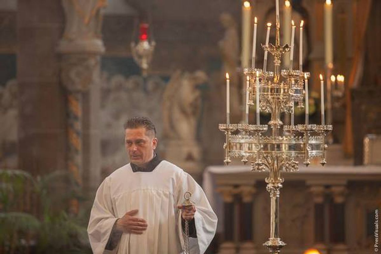 <p>Z żalem żegnamy Tadeusza Bartosa Byłego Senatora RP i Dyrektora Agromy w Kielcach Rodzinie i Bliskim składamy wyrazy głębokiego współczucia Prezydent Ryszard Zbróg i Zarząd Staropolskiej Izby Przemysłowo-Handlowej w Kielcach</p>