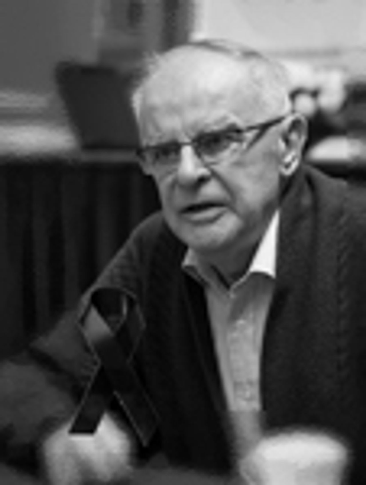 <p>Z głębokim żalem zawiadamiamy, że w dniu 28.12.2012 r. odszedł na zawsze w wieku 78 lat<br />śp. mgr inż. ANDRZEJ WILKOSZ<br />Członek Honorowy TS Wisła, Arcymistrz Brydża Sportowego, wielokrotny Mistrz Świata i Mistrz Polski,<br />długoletni pracownik Akademii Górniczo-Hutniczej, odznaczony Złotym Krzyżem Zasługi i medalem Honoris Gratia.<br />Pożegnanie Zmarłego nastąpi we wtorek 8 stycznia 2013 o godz. 13.00 na cmentarzu Rakowickim.<br />Cześć Jego Pamięci.<br />Zarząd TS WISŁA</p>