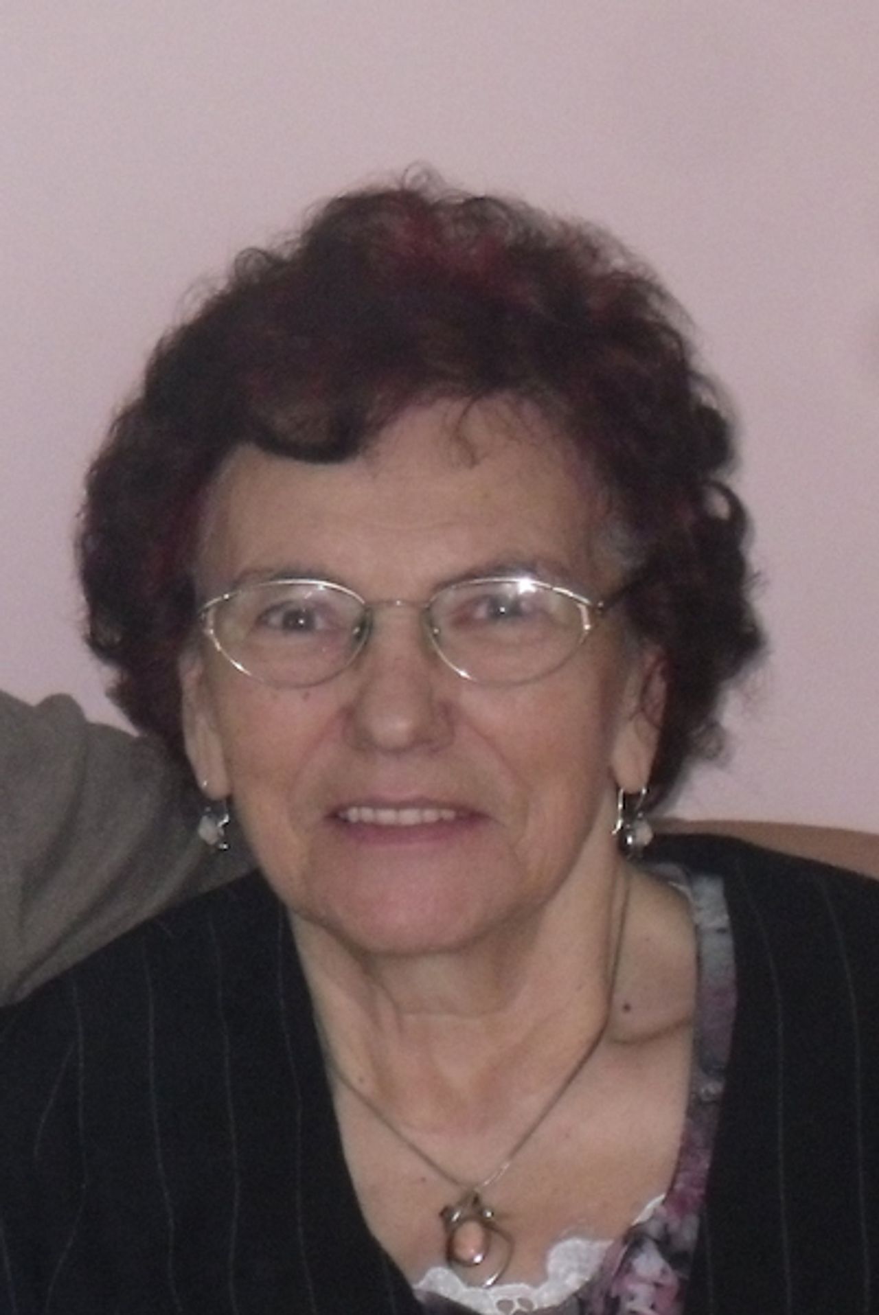 <p>"Miłość jest jedna i nigdy nie ustaje. Gdy spotkamy się ponownie będziemy już na zawsze dla siebie"</p>
<p>Pełni smutku zawiadamiamy, że dnia 07.02.2015 r. odeszła do Pana moja umiłowana Żona, nasza kochana Mama, Teściowa i Cudowna Babcia</p>
<p>śp.Zdzisława- Ineczka- Błaszyk</p>
<p>z domu Intek</p>
<p>lat 76</p>
<p>Pogrzeb poprzedzony mszą św. żałobną odbędzie się dnia 11.02.2015 r. o godz. 14.00 na cmentarzu NSPJ przy ul. Ludwikowo.</p>
<p>W smutku pogrążony kochający Mąż z Rodziną</p>
<p>Krzyż.</p>