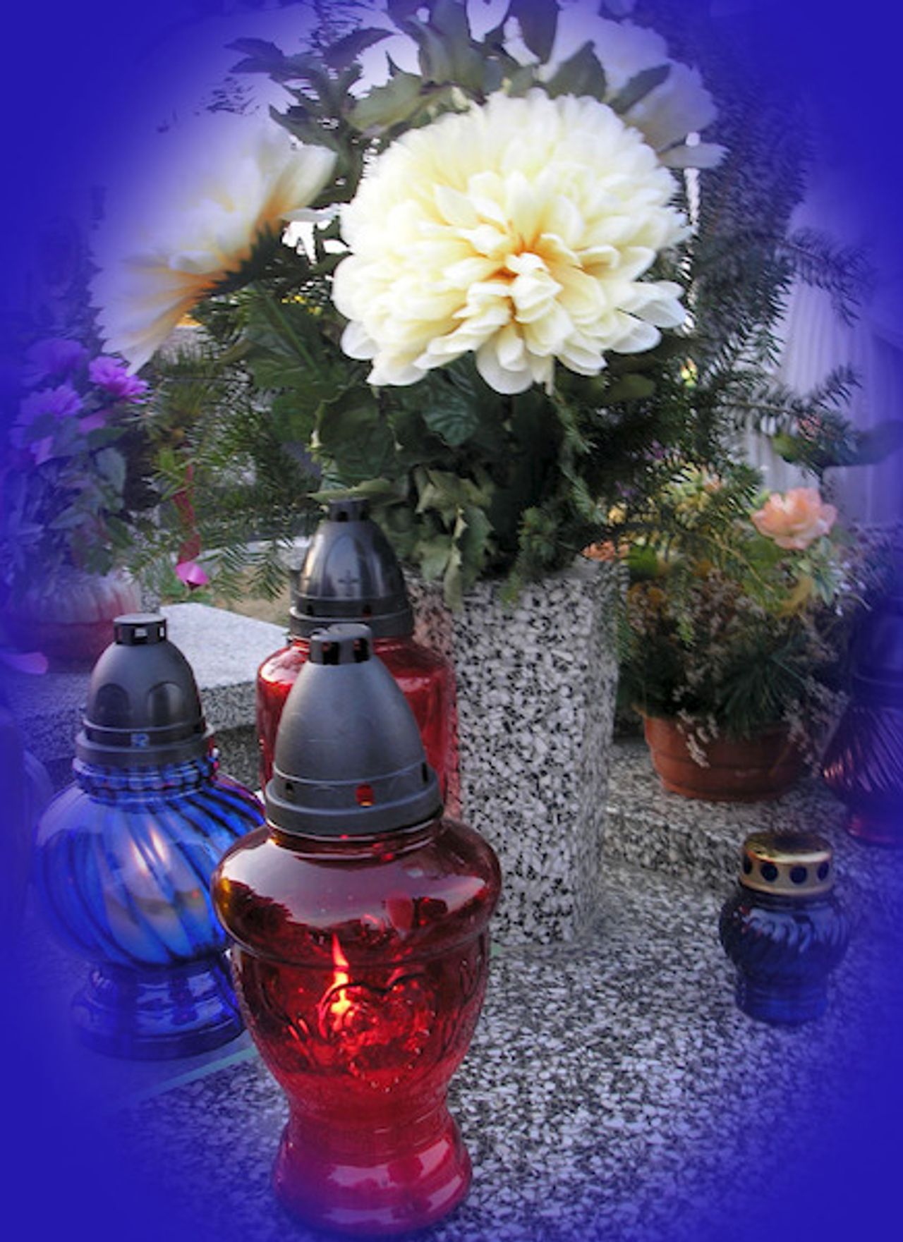 <p>Z głębokim żalem zawiadamiamy że dnia 23 września 2013 roku odeszła od nas Kochana Mama, Teściowa i Babcia Śp. Zofia Kołodziejczyk Ceremonia pogrzebowa rozpocznie się 25.09.2013 roku o godzinie13.30 w kaplicy na Cmentarzu Komunalnym w Koszalinie. Pogrążona w smutku rodzina</p>
