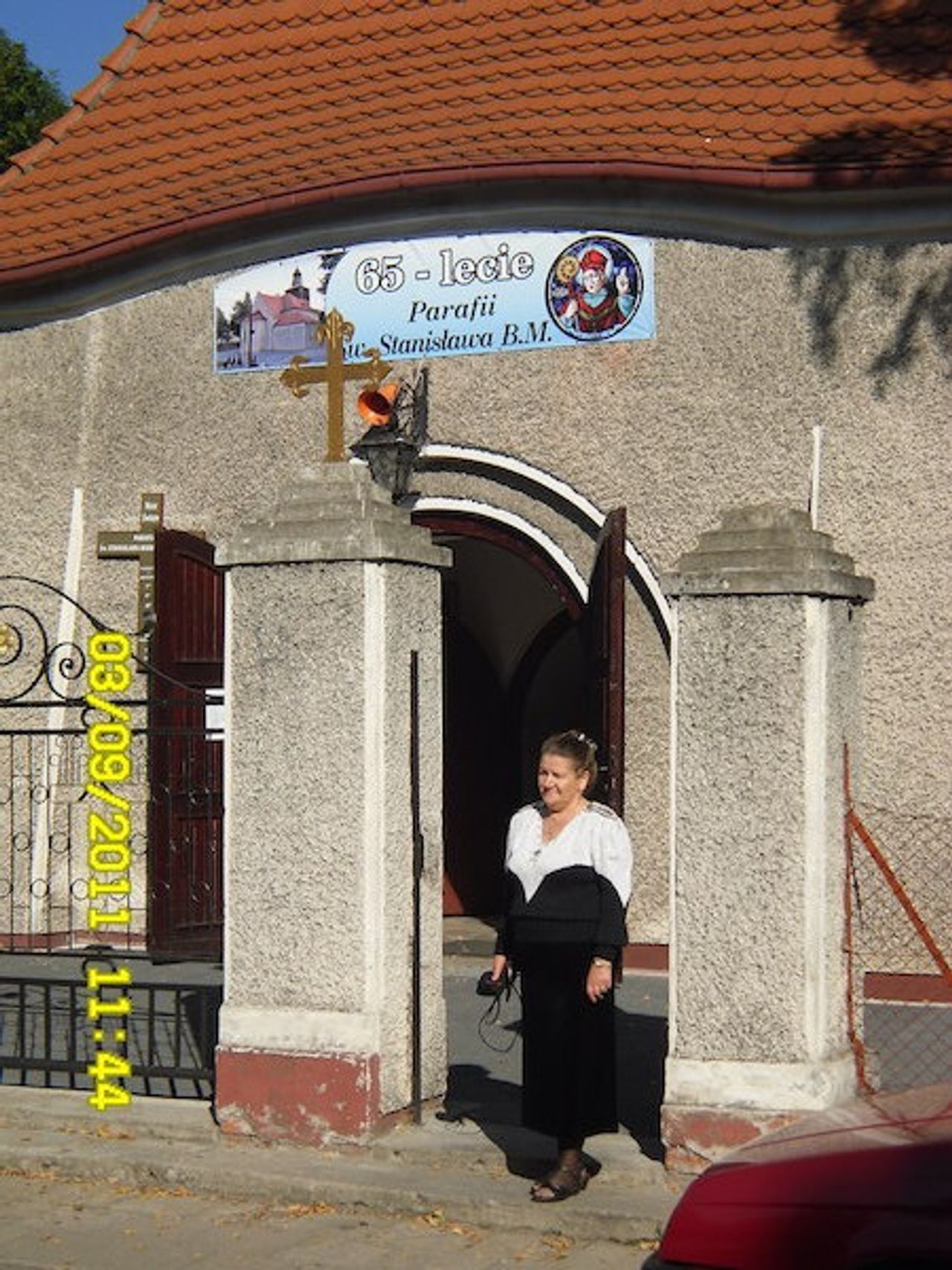 <p>Z głębokim żalem zawiadamiamy, że dnia 22 lutego 2009 r. zmarła nasza kochana Mamusia, Teściowa, Babcia i Siostra śp. Barbara Kocurek z domu Tobolska lat 72 wieloletnia nauczyciela Pogrzeb poprzedzony mszą św. odbędzie się dnia 26.02.2009 r. o godz. 11.00 na cmentarzu św. Stanisława Biskupa i Męczennika przy ul. Kaplicznej na Siernieczku w Bydgoszczy. W smutku pogrążona RODZINA Prosimy o nieskładanie kondolencji</p>