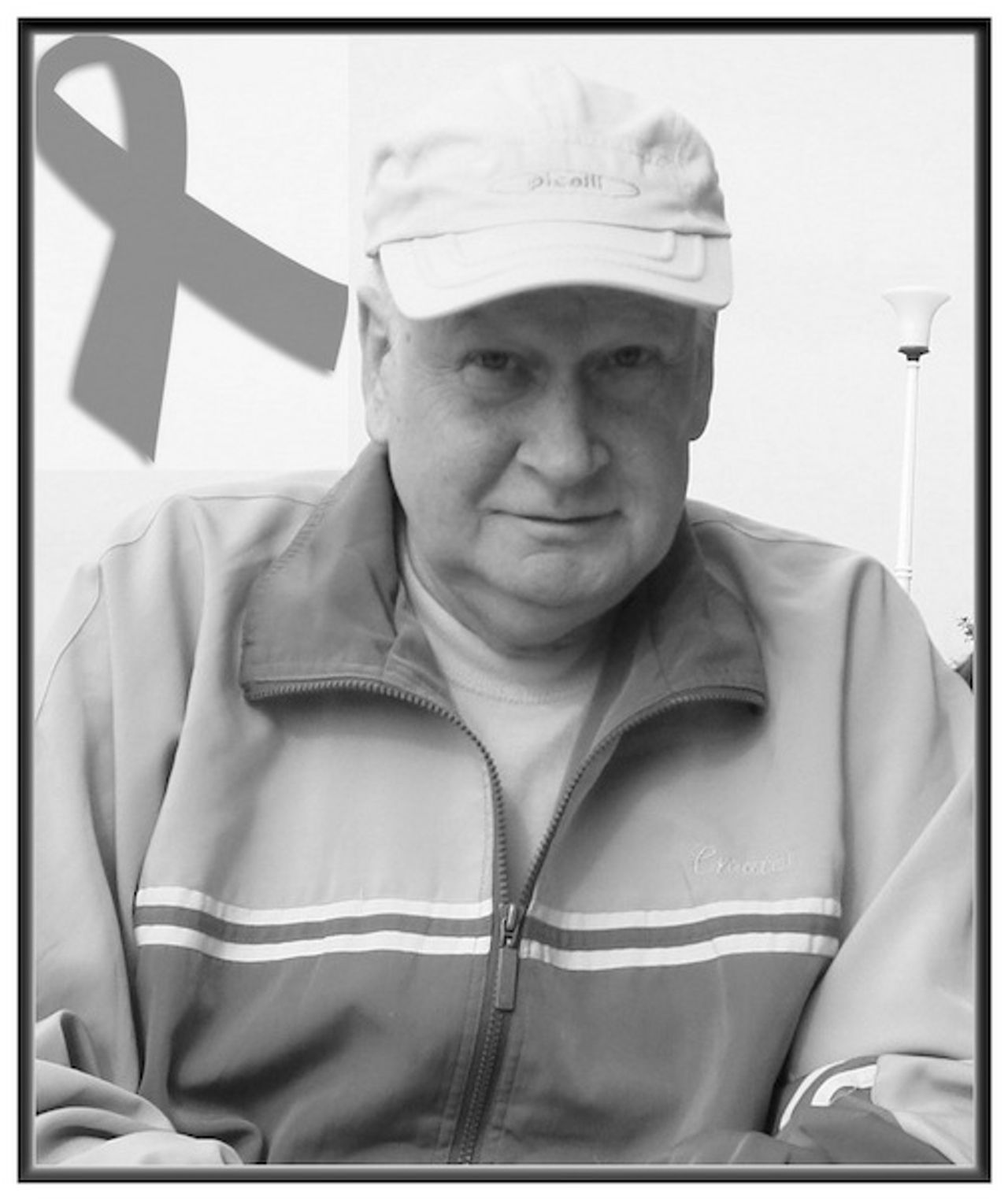 <p>Z sercami przepełnionymi bólem zawiadamiamy, że przegraliśmy walkę<br />z chorobą i odszedł od nas w dniu 28 lutego 2011 r. ukochany<br />Mąż, Tato, Teść i Dziadziuś<br />ś + p<br />Jerzy Szeszuła<br />Ceremonia pogrzebowa rozpocznie się mszą św. w czwartek, 3.3.2011 r.<br />o godzinie 12.15 w kościele pw. św. Jerzego przy ul. Swoboda.<br />Pogrzeb w tym samym dniu o godzinie 13.30 na cmentarzu przy ul. Nowina.<br />Pogrążeni w smutku<br />Żona, dzieci i wnuki</p>