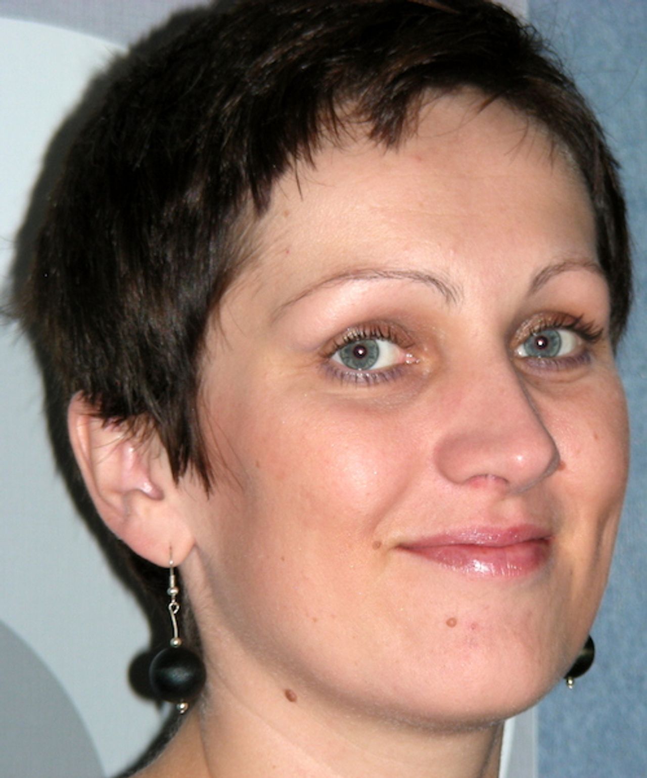 <p style="text-align:center"><em>„Życie przemija, jednak pamięć o kochanej osobie pozostaje w sercach na zawsze…”</em></p>
<p style="text-align:center">Wyrazy głębokiego żalu i współczucia<br />dla Najbliższej Rodziny<br />z powodu nagłej śmierci</p>
<p style="text-align:center"><strong>Pani Doroty Artowicz</strong></p>
<p style="text-align:center">Siły w przetrwaniu tych ciężkich chwil smutku i żałoby</p>
<p style="text-align:center">przesyłają</p>
<p style="text-align:center">Dyrekcja, Koleżanki i Koledzy z NZOZ POLIMEDICA<br />oraz Centrum Medycznego Szpital św. Rodziny</p>