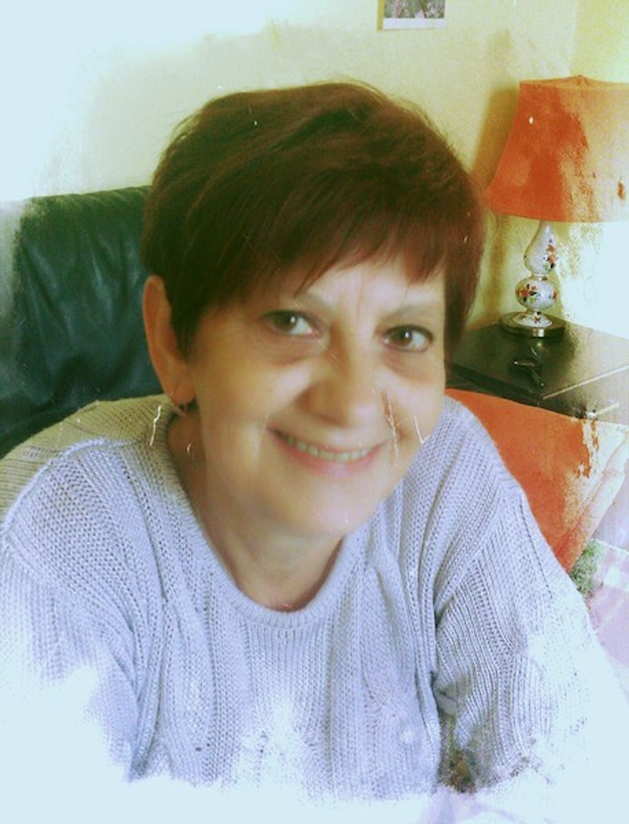 <p>Z głębokim żalem zawiadamiamy, ze 11 czerwca 2015r. odeszła od nas w wieku 62 lat, moja ukochana Żona, Mama, Teściowa, Siostra, Szwagierka, Ciocia i Babcia śp. Ewa Brzezińska z domu Świetlik Pogrzeb odbędzie się w poniedziałek 15 czerwca 2015r. o godz. 11.10 na cmentarzu komunalnym (starym) przy ul. Wrocławskiej w Zielonej Górze Pożegnanie w kaplicy o godz. 10.40 Pogrążona w smutku rodzina Msza św. w intencji Zmarłej zostanie odprawiona w dniu pogrzebu o godz. 7.30 w kościele pw. św. Jadwigi</p>