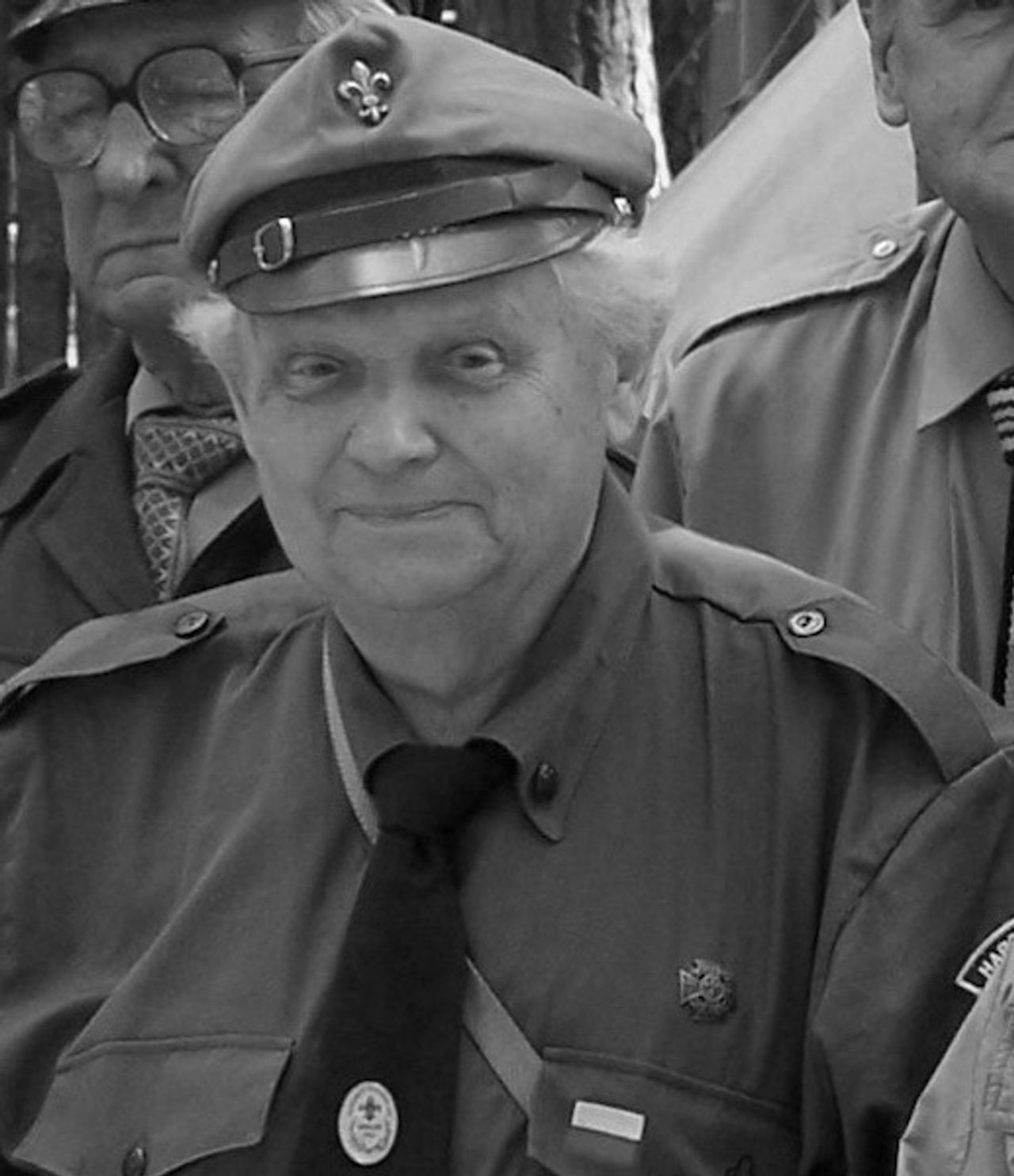 <p>Kochany człowiek nigdy nie umiera.<br />Żyje wciąż w myślach, słowach i wspomnieniach.<br />Z żalem zawiadamiam, że dnia 2 września 2011 roku zmarł mój ukochany Tata<br />ś + p<br />Michał Szurkowski<br />lat 82<br />Msza św. pogrzebowa odprawiona zostanie dnia 7 września 2011 r. o godz. 12.00 w kościele pw. Opatrzności Bożej przy ul. Wojciechowskiego. Po mszy św. pogrzeb na cmentarzu przy kościele.<br />W smutku pogrążona Córka<br />Poznań, ul. Łukaszewicza</p>