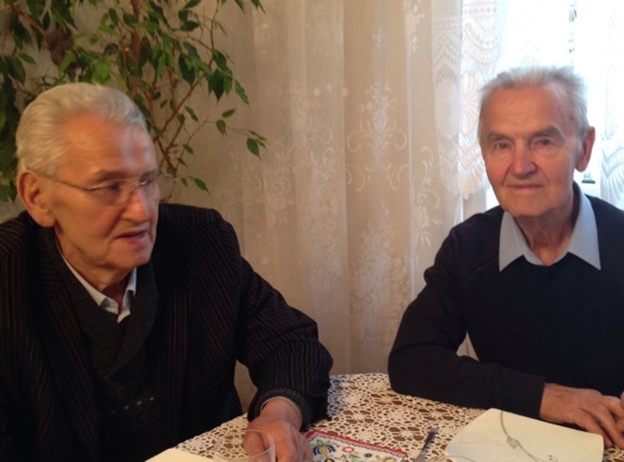 <p>"O zmierzchu życia sądzeni będziemy z miłości."</p><p>Z głębokim żalem zawiadamiamy, że dnia 05.03.2015 r. zasnął w Bogu nasz ukochany Tata, Teść i Dziadek</p><p>śp.Roman Głowacki</p><p>lat 64</p><p>Pogrzeb odbędzie się dnia 11.03.2015 r. o godz. 11.30 na cmentarzu przy ul. Wiślanej w Bydgoszczy.</p><p>Pogrążeni w smutku Ania i Piotr z Rodzinami.</p>
