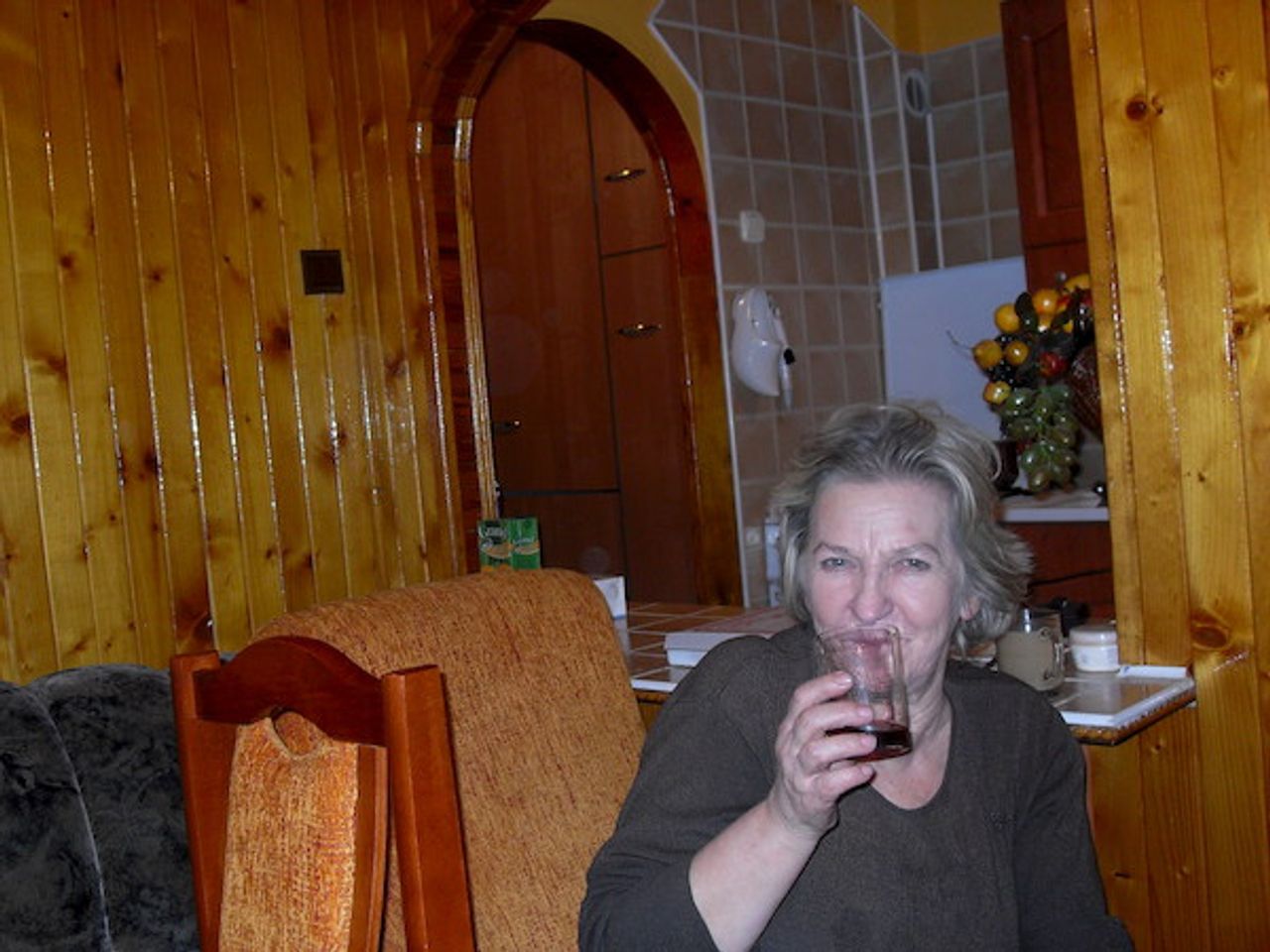<p>Czas mija, ból rozstania pozostał Tęsknota i żal nie maleją Zostaje tylko smutek i wspomnienia Choć odeszłaś, wśród nas ciągle żyjesz W naszych sercach Twoje serce bije. Z sercem pełnym bólu i smutku zawiadamiamy, że dnia 27 stycznia 2011 roku zmarła nasza kochana Mama, Babcia i Teściowa śp. Alicja Lewicka z domu Barańska lat 63. Msza św. żałobna wraz z pogrzebem odprawiona zostanie dnia 29.01.2011 r. o godz. 13.00 w bazylice pw. św. Apostołów Piotra i Pawła w Kruszwicy. Pogrążone w żalu DZIECI z RODZINAMI</p>