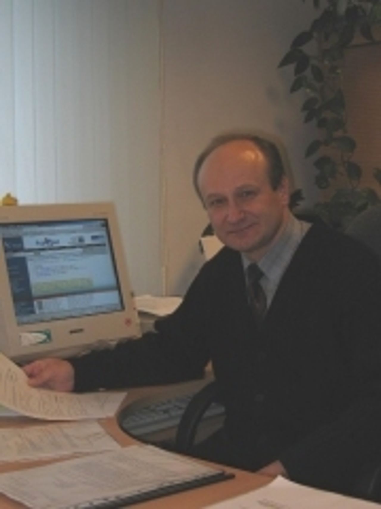<p>Z głębokim żalem zawiadamiamy, że po ciężkiej chorobie<br />zmarł w dniu 20 lipca 2013 roku</p>
<p>Ś+P<br />Czesław Sadowski</p>
<p>Pogrążeni w smutku<br />Siostra i Siostrzeńcy z Rodzinami</p>
<p>Żyjemy wspomnieniami chwil, gestów, słów i miejsc...</p>