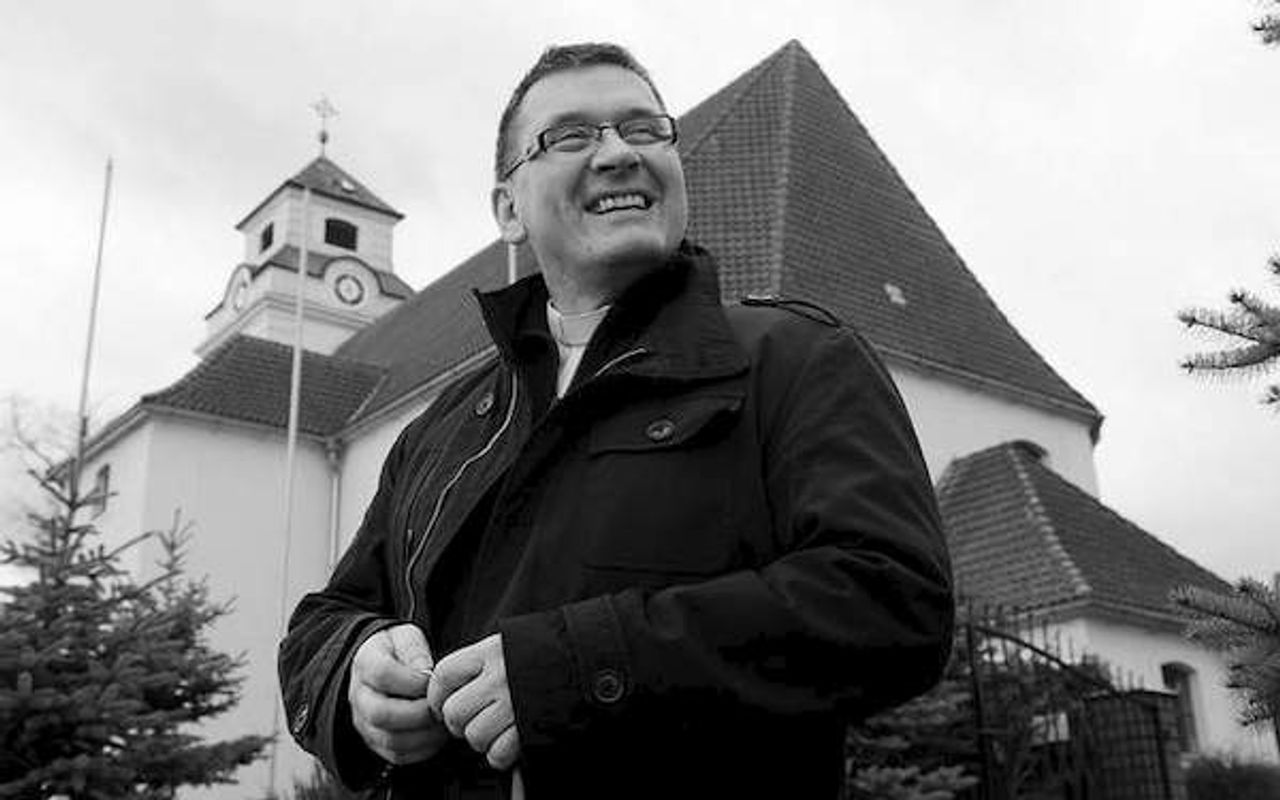 <p>Gmina Zabór z wielkim żalem żegna KSIĘDZA JÓZEFA POGORZELSKIEGO Proboszcza Parafii pw. Wniebowzięcia Najświętszej Maryi Panny w Przytoku. Uroczystości pogrzebowe odbędą się 14 października 2013r. o godz. 11.00 w Kościele w Przytoku. Mieszkańcy Gminy Zabór</p>