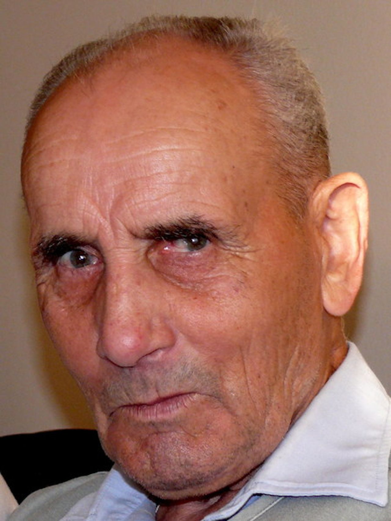 <p>Z głębokim żalem zawiadamiamy, że 24 listopada 2011 roku odszedł od nas Kochany Ojciec, Teść, Dziadek, Pradziadek i Brat Śp. WACŁAW URBAŃSKI Syn Jana Ceremonia pogrzebowa rozpocznie się 28.11.2011 roku o godzinie 12,30 w Kaplicy na Cmentarzu Komunalnym w Koszalinie Pogrążona w smutku Rodzina</p>