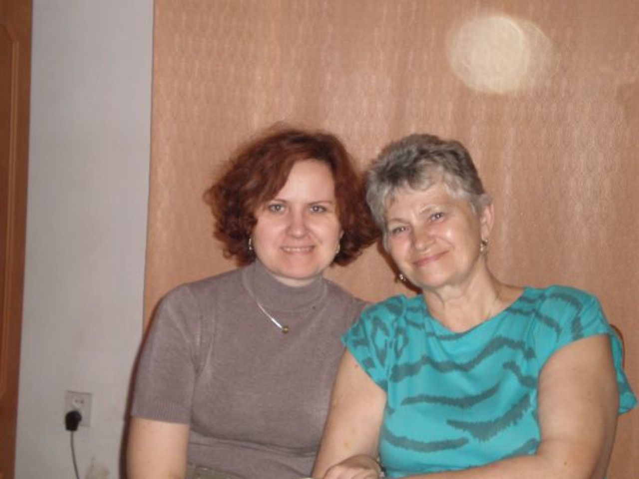 <p>Nie pytamy dlaczego nam Ją zabrałeś Lecz dziękujemy za to, że nas Ją obdarzyłeś. Kochaliśmy Cię wszyscy. Serca mamy pełne bólu i smutku. Odeszłaś od nas tak nagle, że ani uwierzyć – ani się pogodzić. Z sercami pełnymi bólu i smutku zawiadamiamy, że dnia 11 listopada 2009 roku zmarła moja najukochańsza Żona, Mamusia i Babcia śp. Barbara Konitz primo voto Mazur z domu Trudzińska lat 66. Msza św. żałobna odprawiona zostanie dnia 14.11.2009 r. o godz. 10.00 w kościele parafii pw. św. Marcina w Jaksicach. Pogrzeb odbędzie się tego samego dnia o godz. 11.00 na cmentarzu parafii św. Mikołaja przy ul. Marulewskiej w Inowrocławiu. Pogrążona w smutku RODZINA</p>