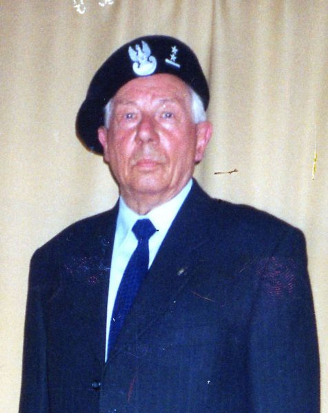 <p>Z głębokim żalem zawiadamiamy, że dnia 19 lipca 2010 r. zmarł mój drogi Tata, Teść, Dziadek i Pradziadek śp. Zdzisław Szymkowiak lat 86 Msza św. żałobna odprawiona zostanie dnia 23.07.2010 r.. o godz. .8.00.. w kościele pw. Zmartwychwstania Pańskiego przy Al. Stefana Kardynała Wyszyńskiego 58. Pogrzeb odbędzie się tego samego dnia o godz. 12.00 na cmentarzu parafialnym przy ul. Zaświat w Bydgoszczy. W smutku pogrążona RODZINA</p>