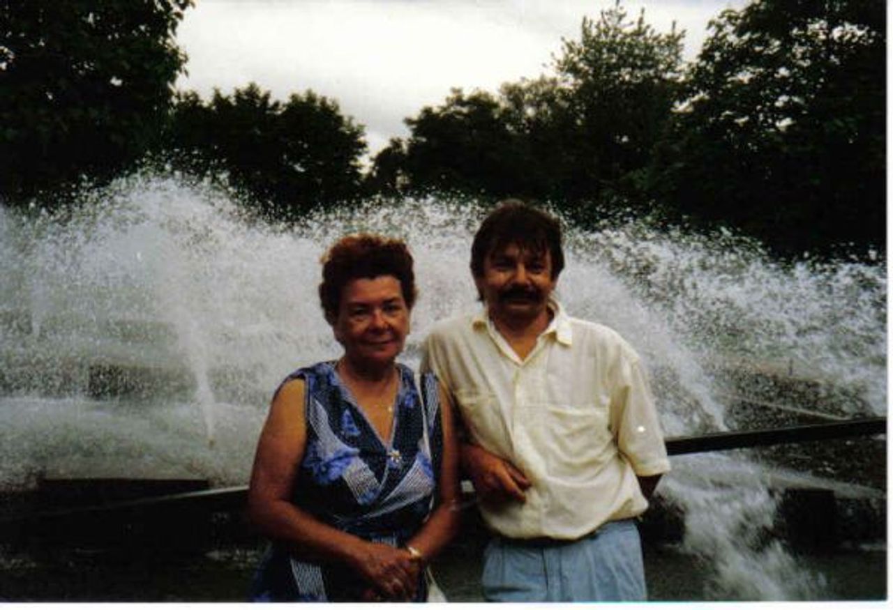 <p>Z głębokim żalem zawiadamiamy, że dnia 30 września 2009 roku zmarła kochana mama, babcia i prababcia śp. Maria Seidler lat 85. Pogrążeni w smutku WACŁAW, IRENA, BEATA oraz MILENA</p>