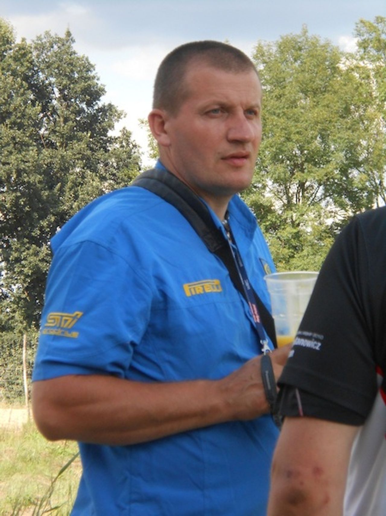 <p>,, Jak trudno żegnać na zawsze kogoś, kto jeszcze mógł być z nami'' W dniu 20 sierpnia 2012 r. wypełniając obowiązki służbowe zginął tragicznie w wieku 37 lat śp. PIOTR SUCHTA Kolega, Przyjaciel, Współpracownik. Pełen niezwykłej energii, optymizmu i wrażliwości. Tak trudno uwierzyć w to, że już się nie zobaczymy. Rodzinie i Najbliższym składamy wyrazy serdecznego współczucia Dyrekcja i Pracownicy ENEA OPERATOR Sp. z o.o. Oddział Dystrybucji Zielona Góra</p>