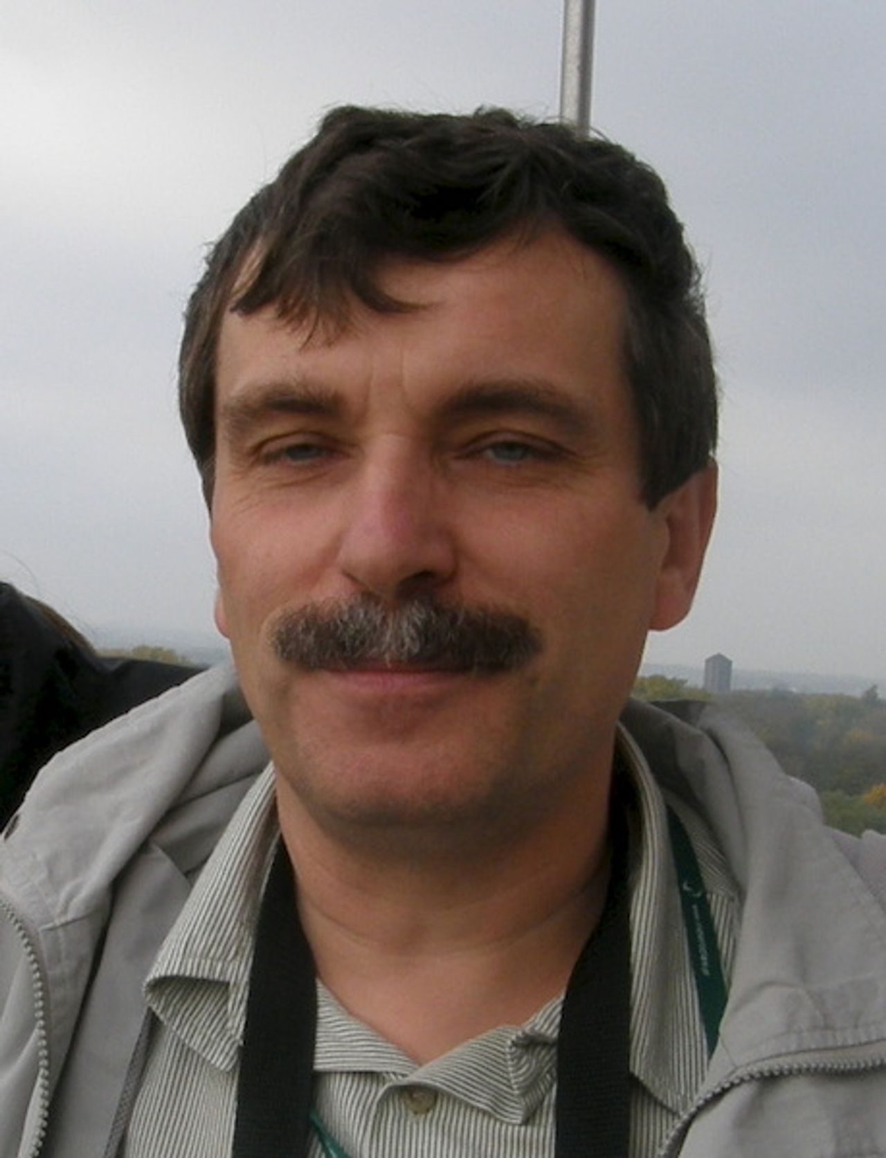 <p>Z głebokim smutkiem<br />przyjęliśmy wiadomość o śmierci naszego Kolegi</p>
<p>Marka Minkisiewicza</p>
<p>Wyrazy serdecznego współczucia</p>
<p>Rodzinie</p>
<p>składają<br />Koleżanki i Koledzy<br />z Wydziału Gospodarki Przestrzennej i Nieruchomości<br />Urzędu Miasta Inowrocławia.</p>