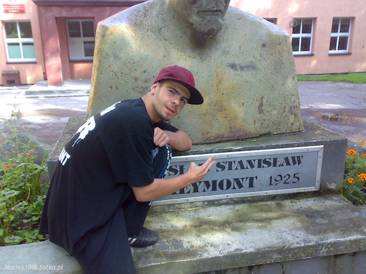 <p>Z głębokim żalem zawiadamiamy, że 19 marca 2012 r. odszedł od nas niespodziewanie Nasz Kochany Synuś, Brat, Wnuczek, Siostrzeniec i Bratanek śp. Maciej Stachurski. Pogrzeb odbędzie się w czwartek, 22 marca 2012 r. o godz. 13.00 w kaplicy cmentarnej na cmentarzu w Koszalinie. Msza święta żałobna w dniu pogrzebu o godz. 11.00 w Kościele pw. Św. Krzyża przy ul. Franciszkańskiej. Rodzina.</p>