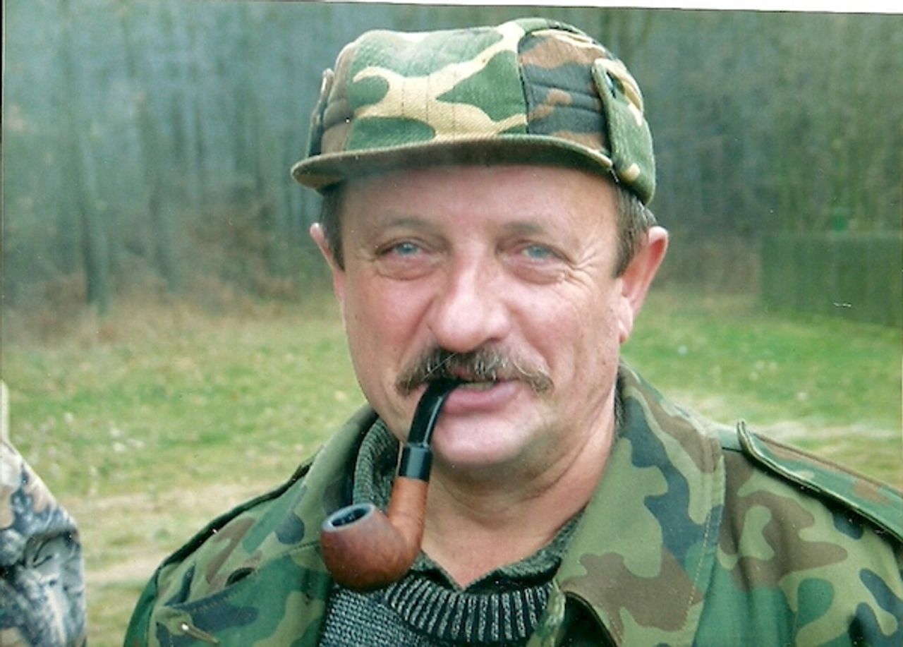 <p>"Umarłym wieczność dotąd trwa, dokąd płaci się im pamięcią" Z wielkim żalem przyjęliśmy wiadomość o śmierci Ś.P. Jana BARGIELSKIEGO Emerytowanego Nadleśniczego Nadleśnictwa Łomża. Był człowiekiem wielkiego serca i życzliwej wiary. Wspaniały leśnik oddany bez reszty swojej pracy, poświęcający jej każdą chwilę swego życia. Wyrazy głębokiego współczucia RODZINIE składają: Kierownictwo i pracownicy Regionalnej Dyrekcji Lasów Państwowych w Białymstoku</p>