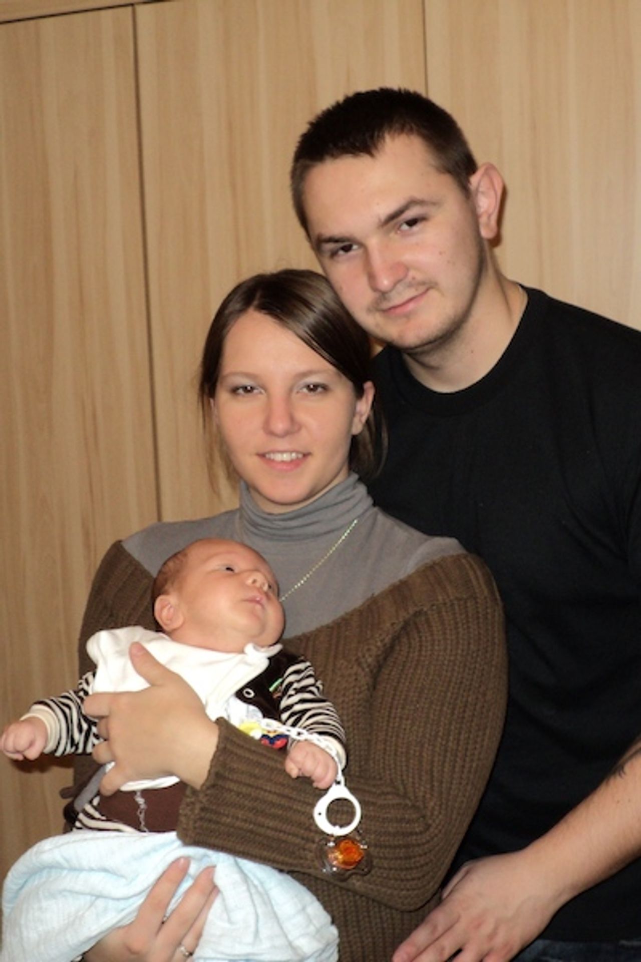 <p>Pogrążeni w głębokim smutku żegnamy zmarłego tragicznie w dniu 30 grudnia 2010 r. pracownika KGHM Polska Miedź S.A. Oddział Zakłady Górnicze „Rudna”<br />Pawła Palickiego<br />W tych trudnych chwilach, przygnębieni bólem i żalem, jednoczymy się w cierpieniu i składamy wyrazy szczerego współczucie Rodzinie i Bliskim.<br />Zarząd i Pracownicy KGHM Polska Miedź S.A.</p>