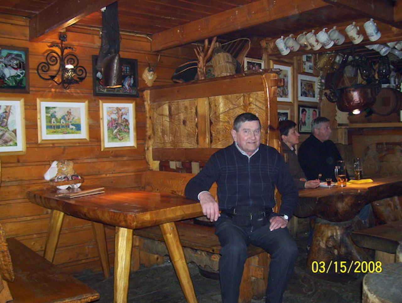 <p>Z głębokim żalem żegnamy naszego wieloletniego Pracownika<br />Ś.P.<br />Leszka Pietrasika<br />Szczere wyrazy współczucia składają<br />Rodzinie<br />Rektor, Senat, Współpracownicy i Studenci Wyższej Szkoły Sztuki i Projektowania w Łodzi</p>