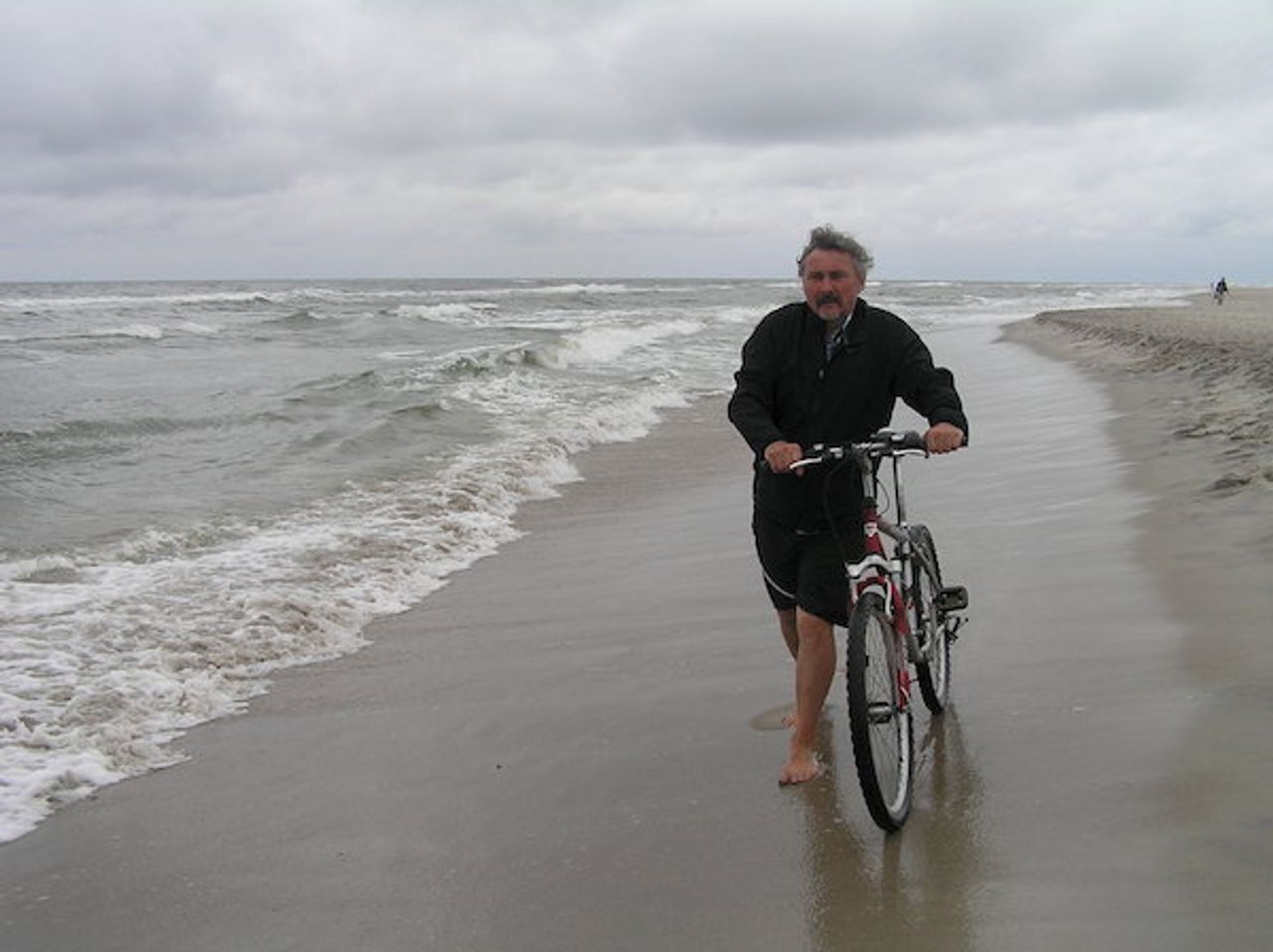 <p>Ś+P Witold Biernat<br />Najukochańszy Mąż, Tatuś, Brat, Wujek, Szwagier i Przyjaciel<br />Inżynier, pasjonat brydża,<br />przeżywszy lat 55, zmarł nagle dnia 17 marca 2013 roku.<br />Msza święta żałobna odprawiona zostanie w czwartek, 21 marca 2013 r.,<br />o godz. 10.20 w kaplicy na cmentarzu Rakowickim,<br />po czym nastąpi odprowadzenie urny z prochami Zmarłego<br />na miejsce wiecznego spoczynku,<br />o czym zawiadamiają pogrążeni w głębokim smutku<br />Żona, Córka, Brat i Rodzina<br />Prosimy o nieskładanie kondolencji.</p>