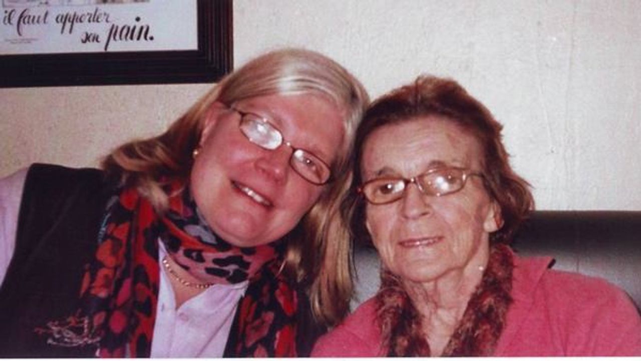 <p>O'DONNELL, (nèe Coleman), Eleanor (Chiswick, London, formerly of Celbridge Co. Kildare and Florida), October 11, 2016, (peacefully) at home. Beloved wife of the late Tom and devoted mother of Paula and Margaret. Sadly missed by her daughters, grandchildren Maia, Bo, Hebe and Phoenix, son-in-law Philip, relatives and friends. Requiem Mass at 10 am on Monday, October 24 at the Church of Our Lady of Grace and St Edward, Chiswick.Requiescat in Pace</p>
