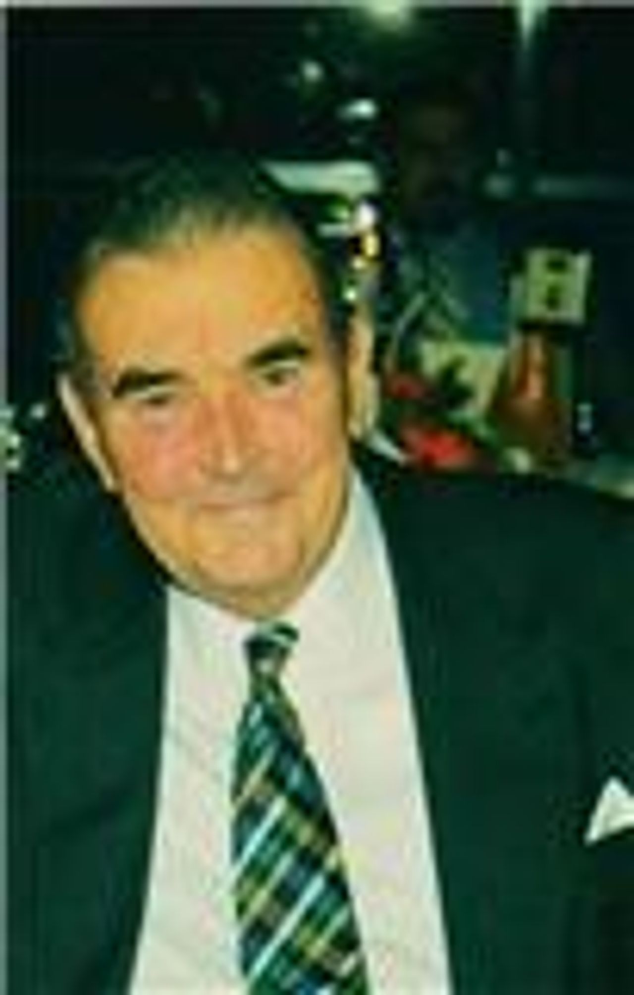 <p>LOWTH Laurence Joseph - Always remembered. Sorely missed. Your pet Marion.</p>