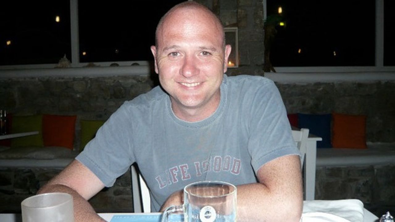 <p>HINGSTON Geoff - (Fourth Anniversary, July 31) - Never more than a thought away, always close to our hearts. Still as greatly missed as always by your loving wife Sinéad and your beautiful little Lily x</p>
