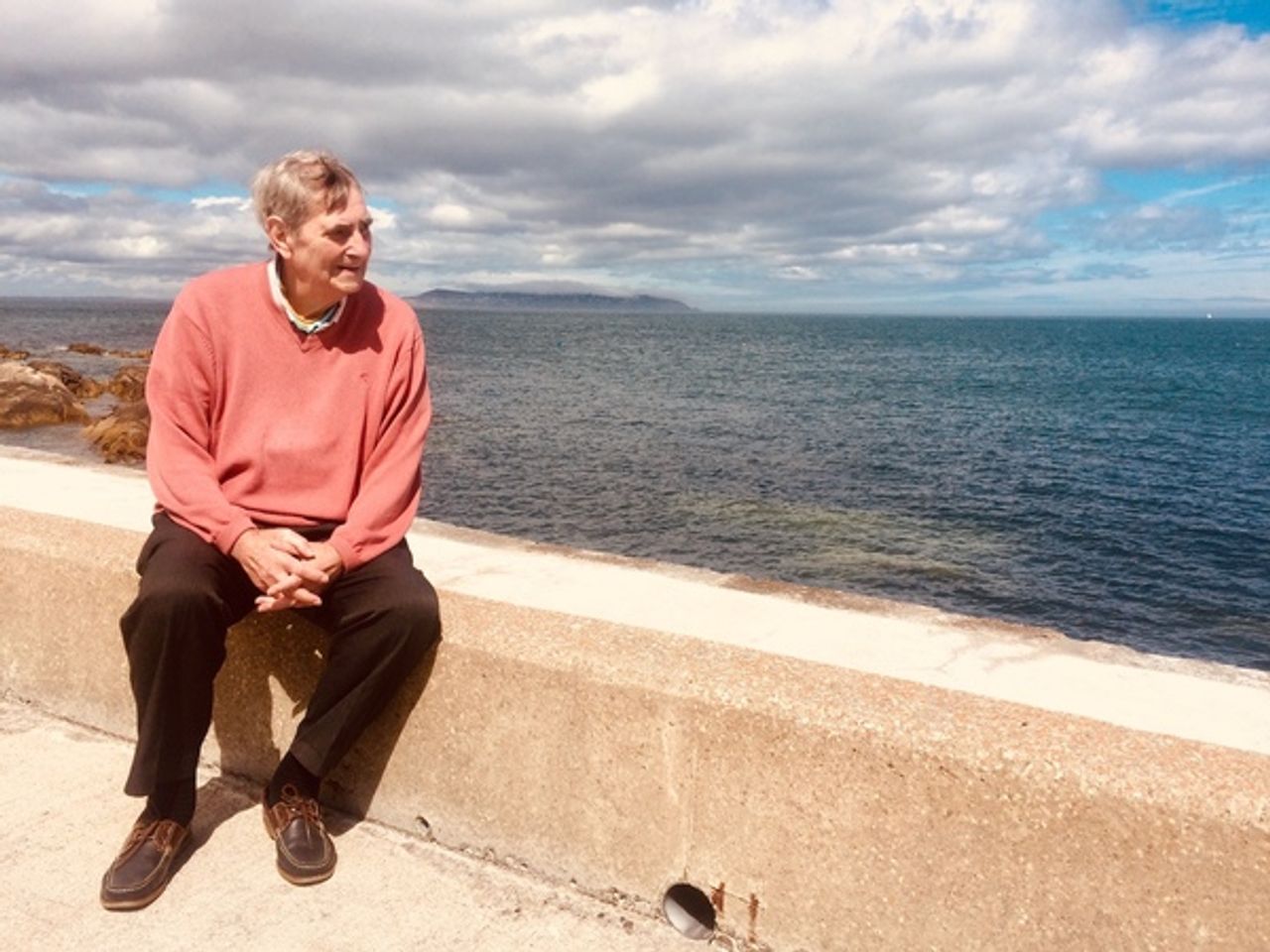 <p>TAAFFE - Paul F., of Dalkey, peacefully set sail four weeks ago today (January 16th 2021).</p>
<p>Thank you to all for the love and support, and to St. Vincent’s University Hospital.</p>
<p>Wholeheartedly missed. Forever remembered.</p>
<p>Brenda and family.</p>