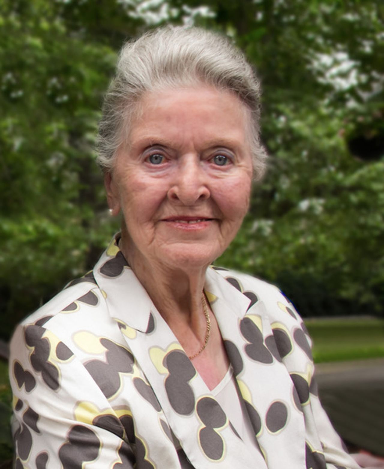 <p>O'DEA Mona (née Hunt), September 20, 2017 (Dublin). Peacefully in the care of the staff at Leeson Park Nursing Home. Deeply regretted by her loving family, her daughters and sons Mary, Joseph, Lucy, Edna and Brian and also by her brothers Joseph and Gerald, extended family, friends and neighbours. May she Rest in Peace. Remains arriving to St. Pius X Church, Templeogue tomorrow (Saturday) evening at 5.00pm. Funeral after 10.00 o'clock Mass on Monday (September 25). Private cremation. No flowers by her request, prayers instead please.</p>